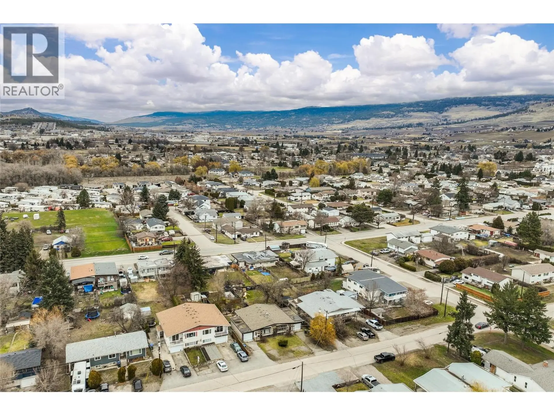 Property at 458-460 KEITHLEY ROAD, Kelowna, BC