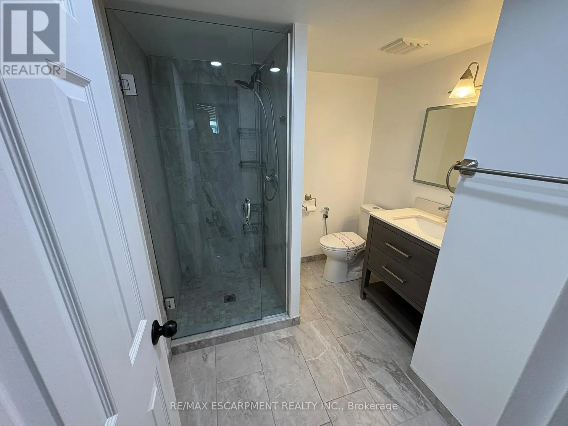#404 363 COLBORNE STREET - Image 14