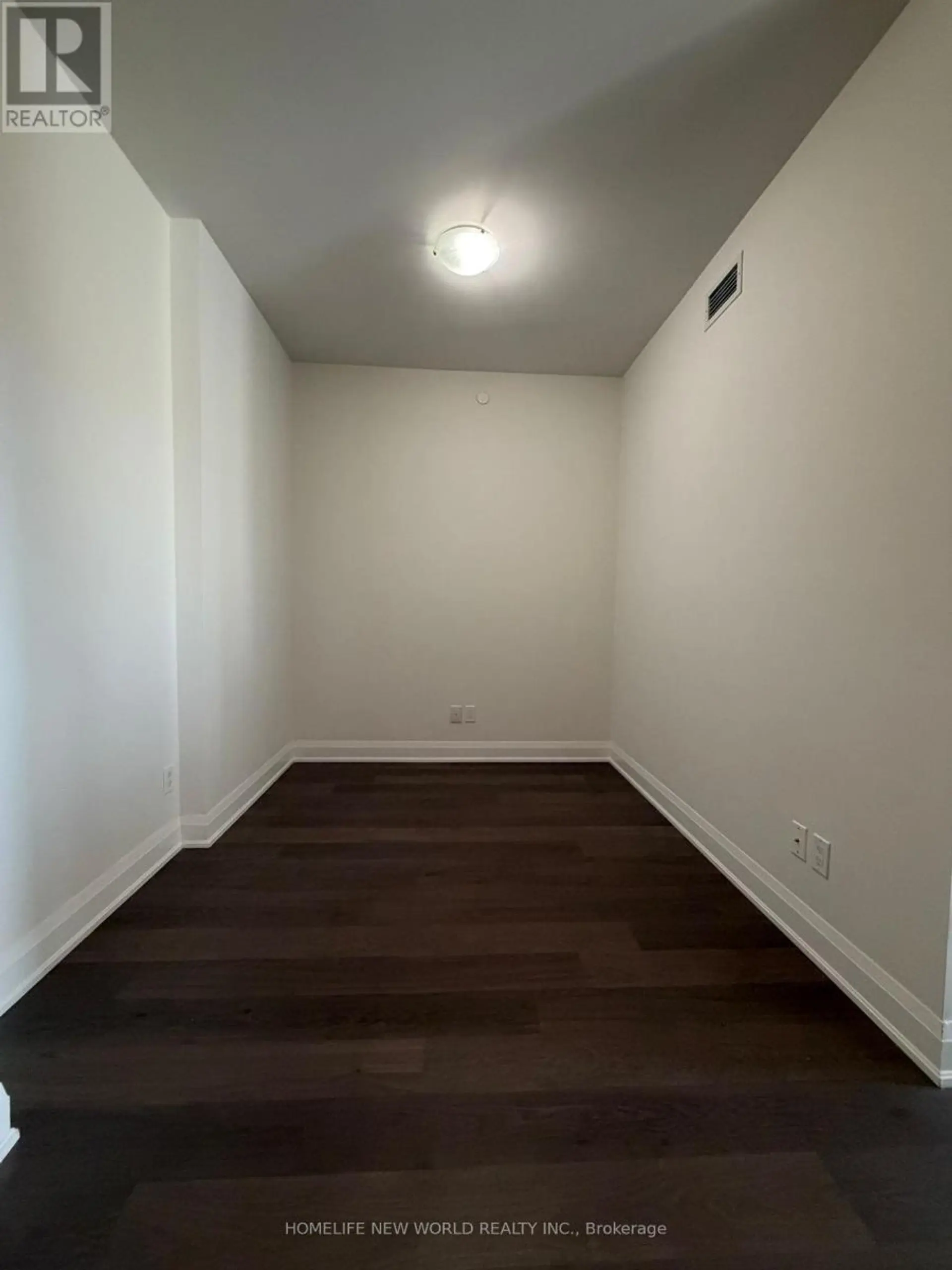 #801 25 FONTENAY COURT - Image 10
