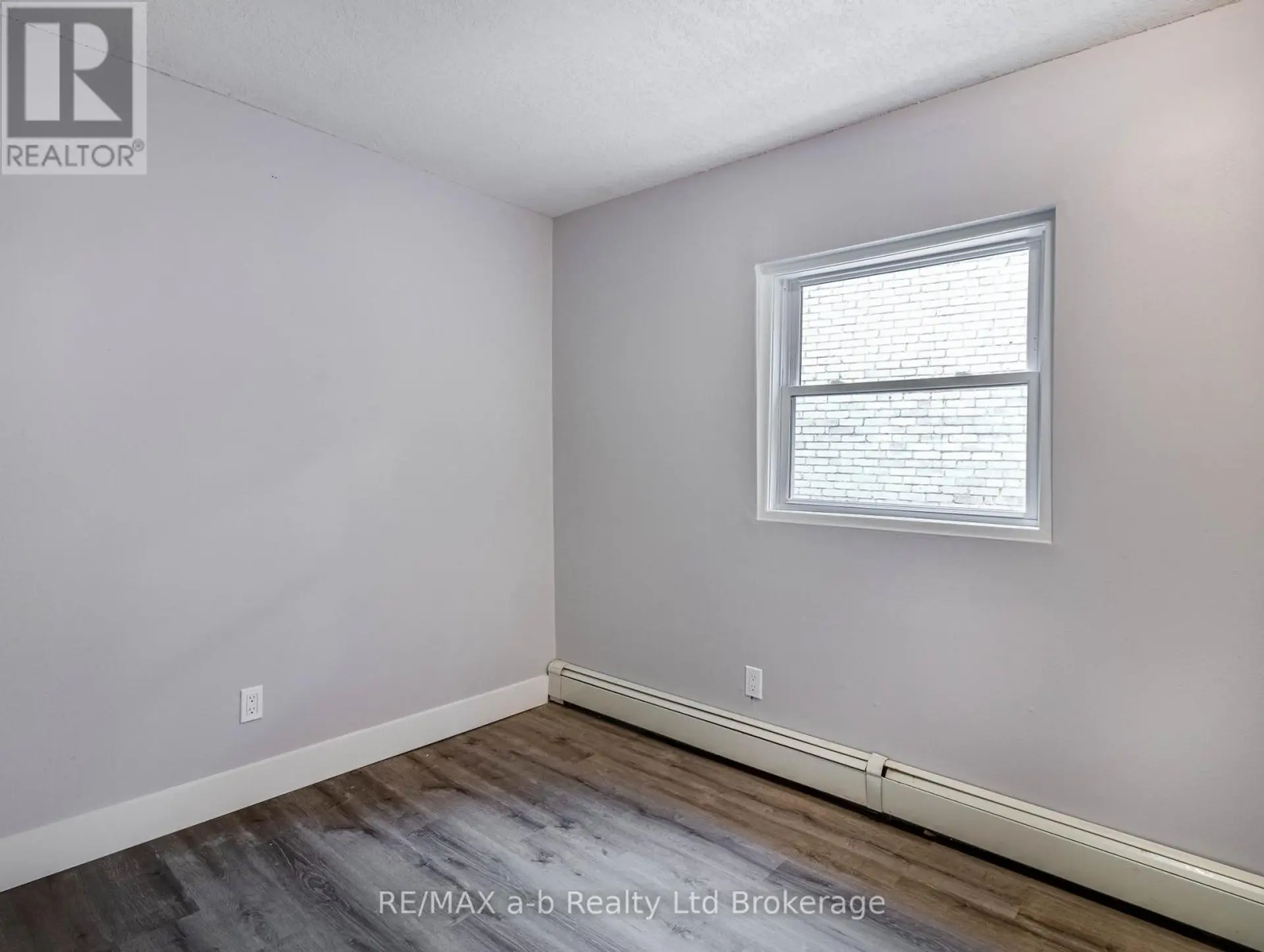 14 VICTOR STREET - Image 6