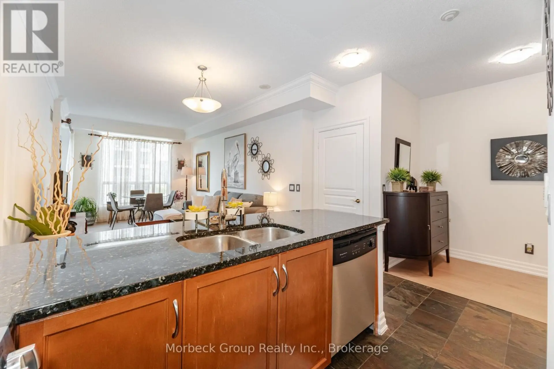#1413 2083 LAKE SHORE BOULEVARD W - Image 8