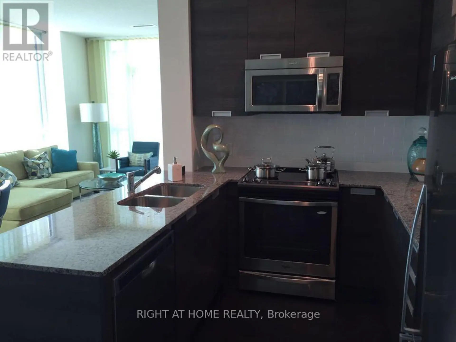 #1407 5025 FOUR SPRINGS AVENUE - Image 1