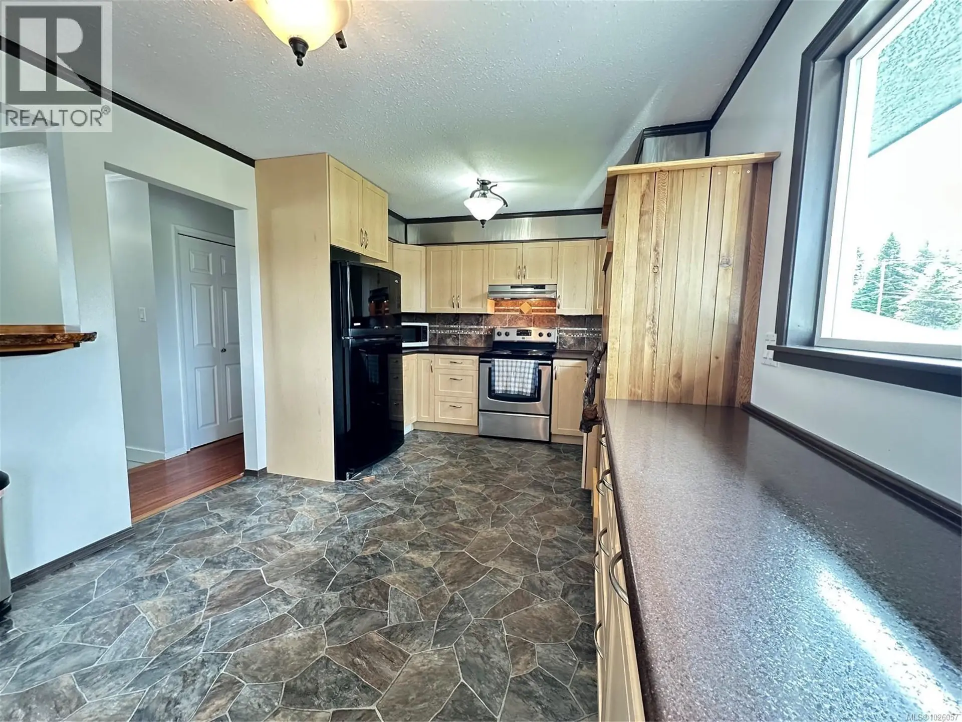 Property at 2365 CATALA PL, Port McNeill, BC