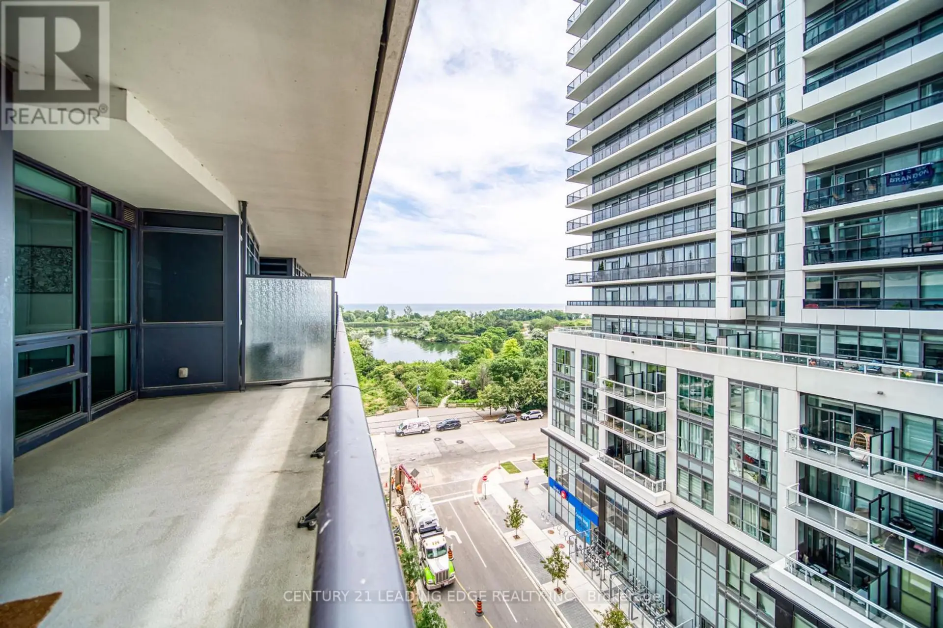 #707 59 ANNIE CRAIG DRIVE - Image 16