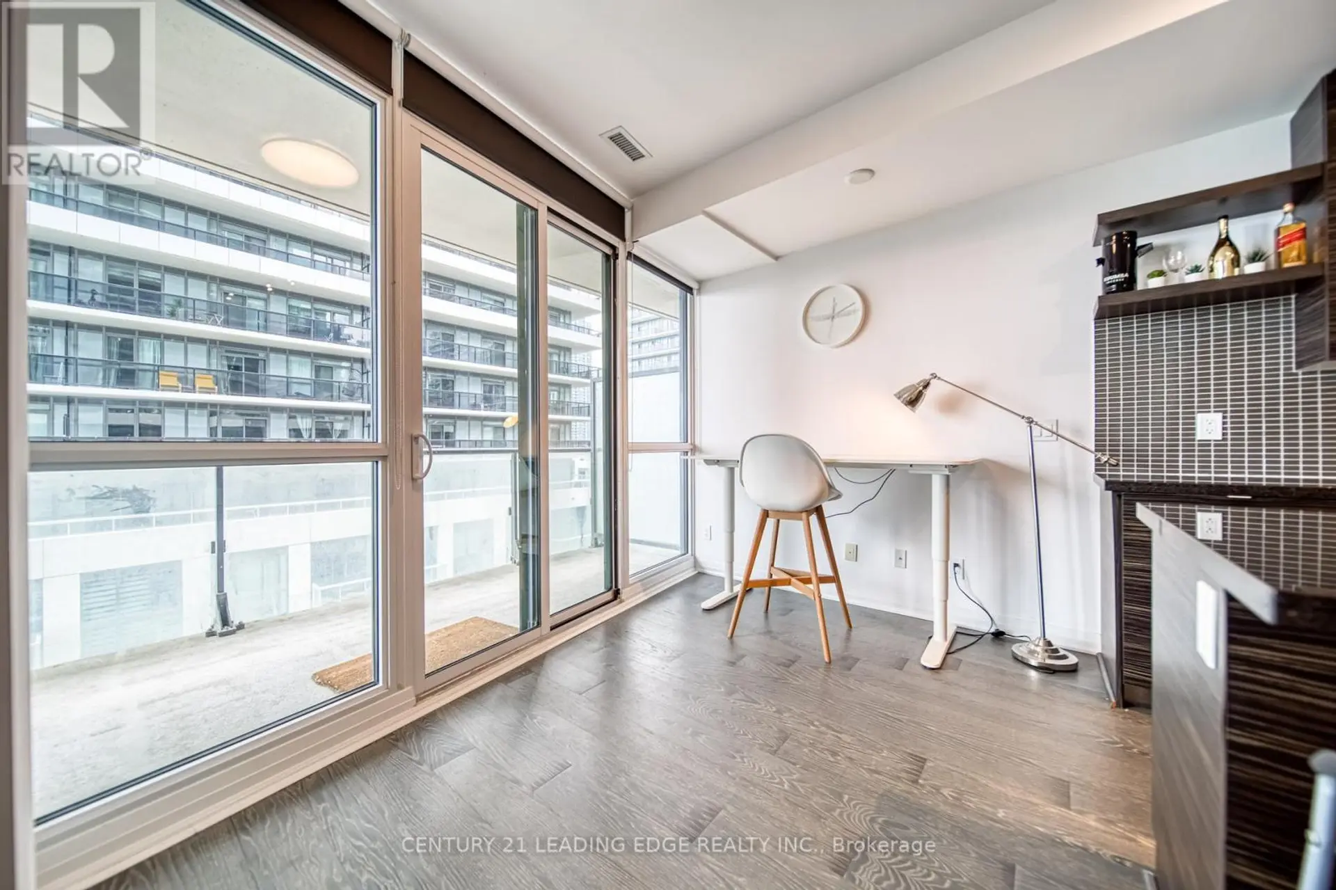 #707 59 ANNIE CRAIG DRIVE - Image 9
