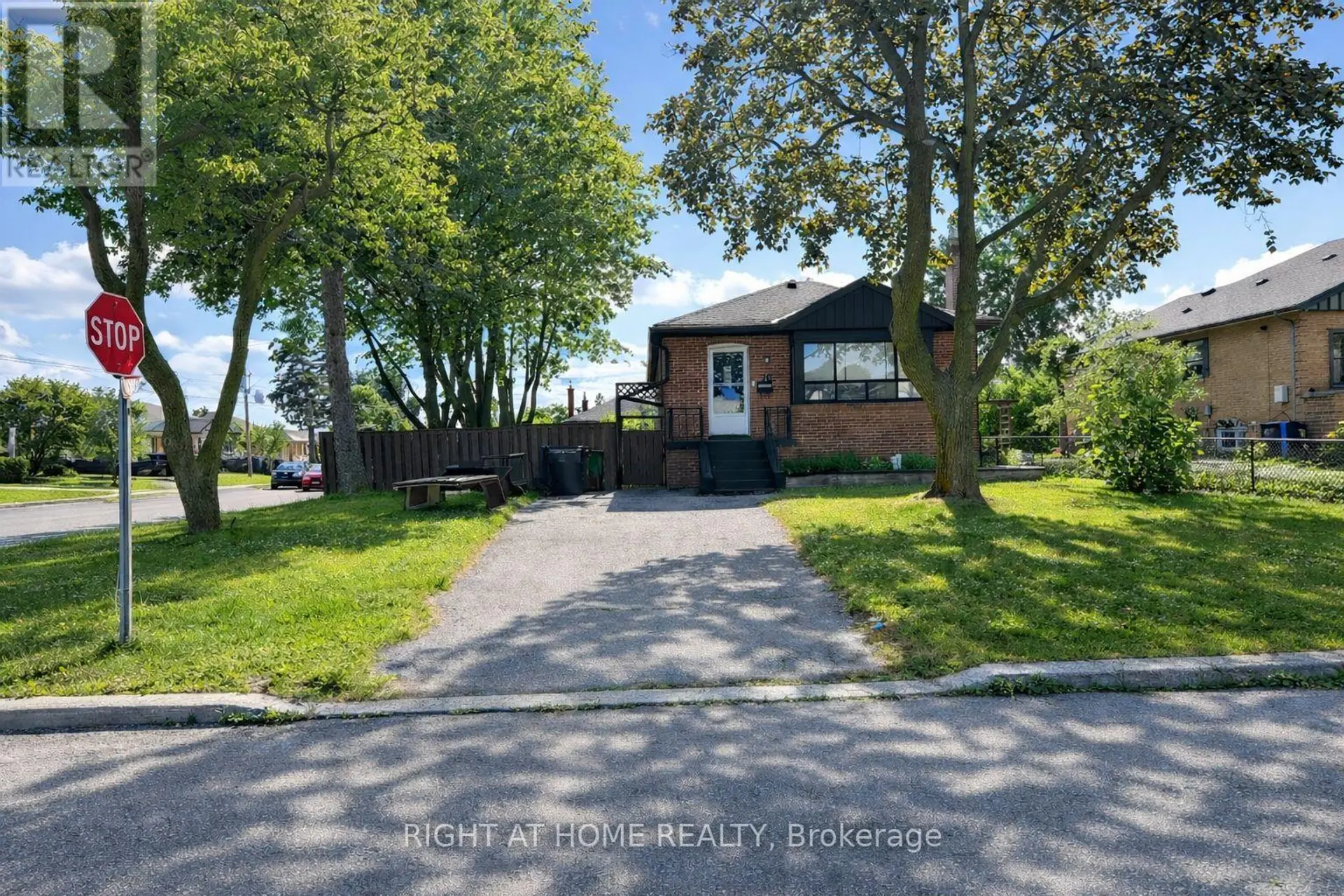 70 BUNNELL CRESCENT - Image 6
