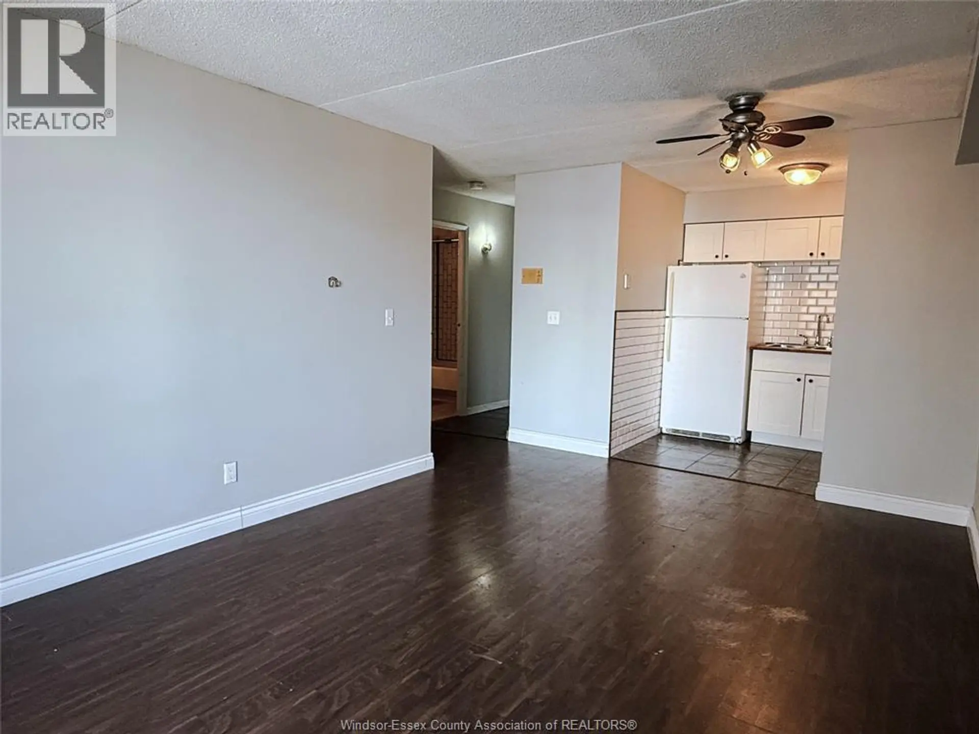 #1603 150 PARK STREET WEST - Image 3