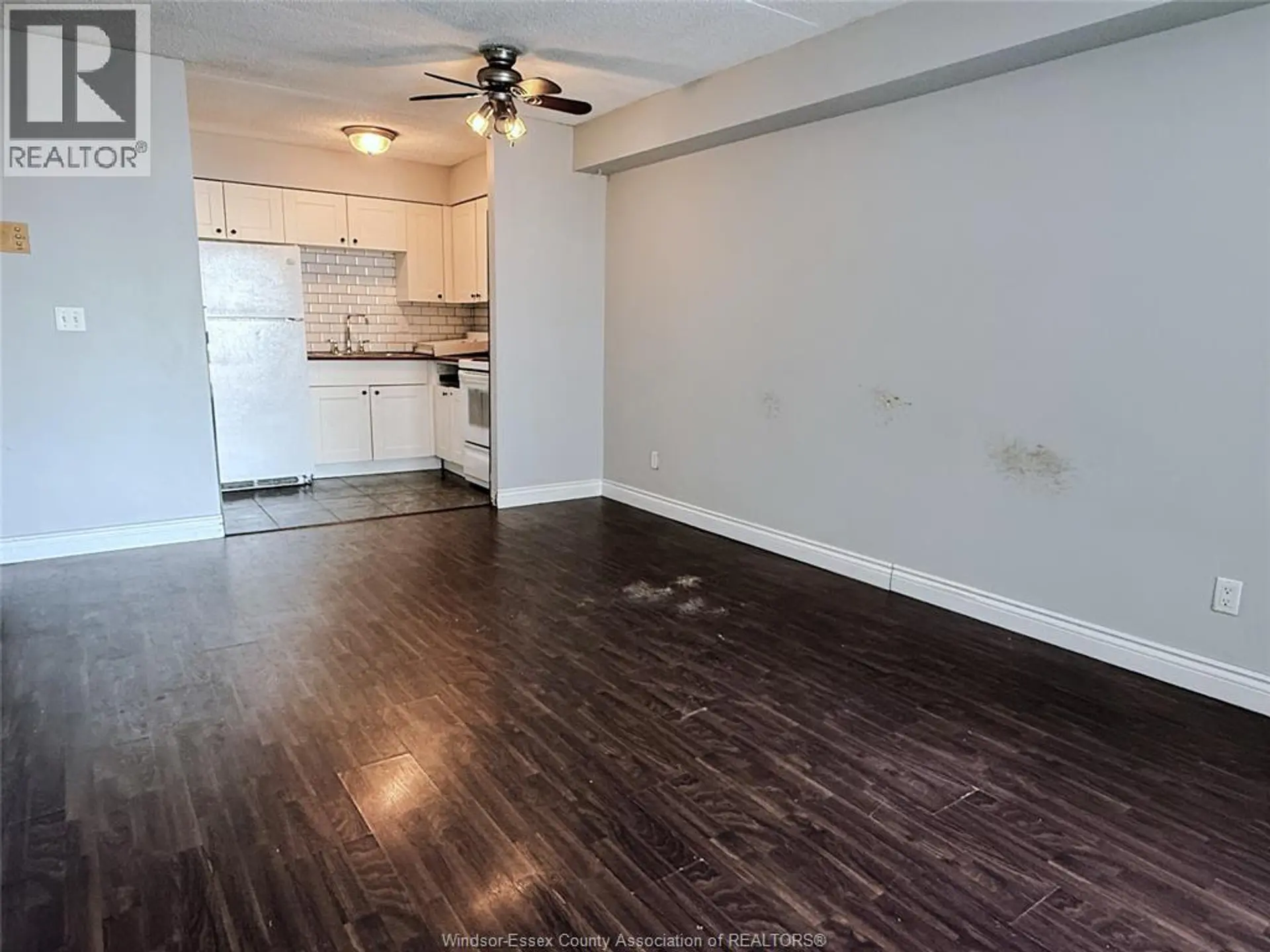 #1603 150 PARK STREET WEST - Image 4