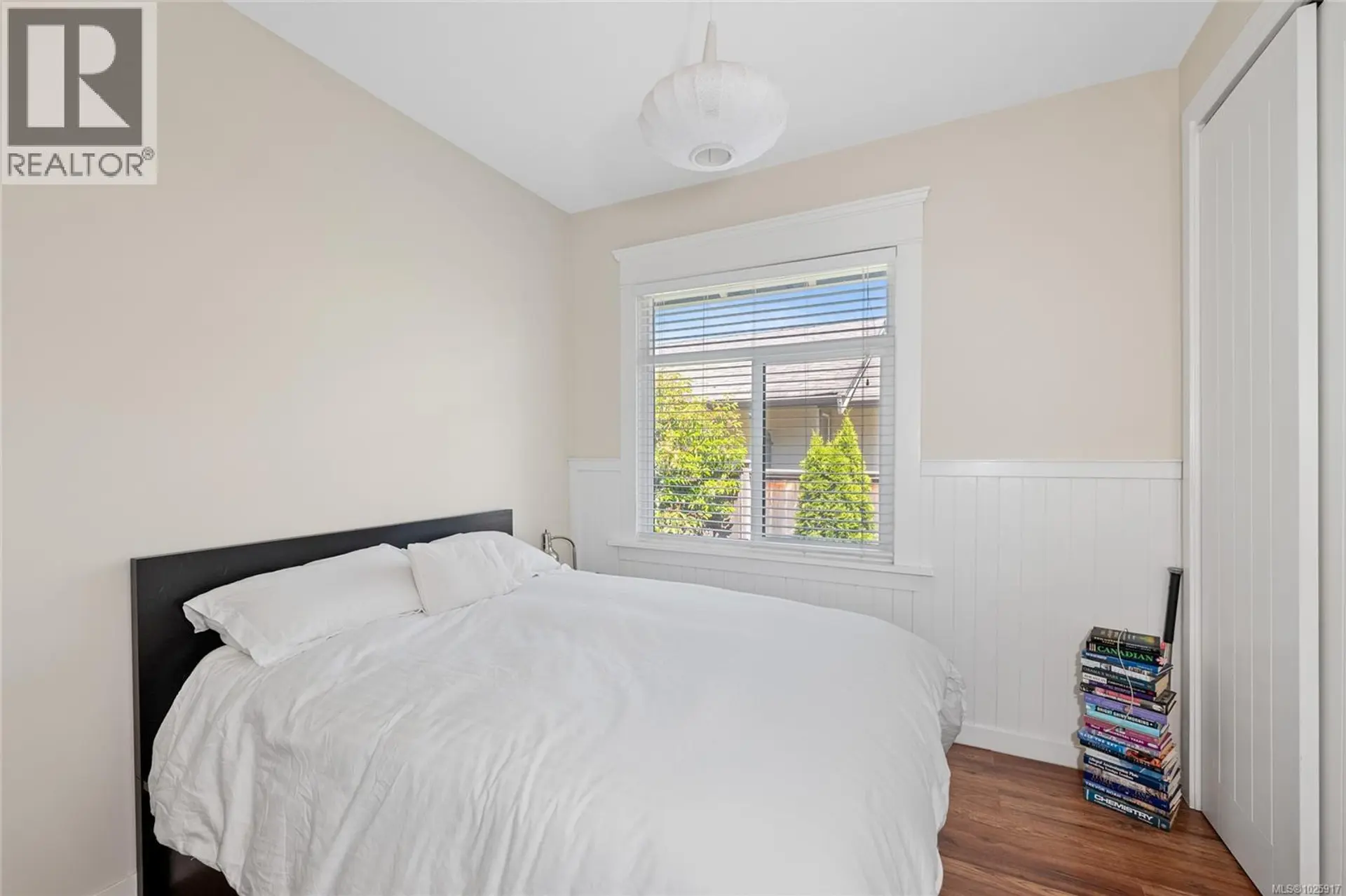 Property at 3033 CEDAR HILL RD, Victoria, BC