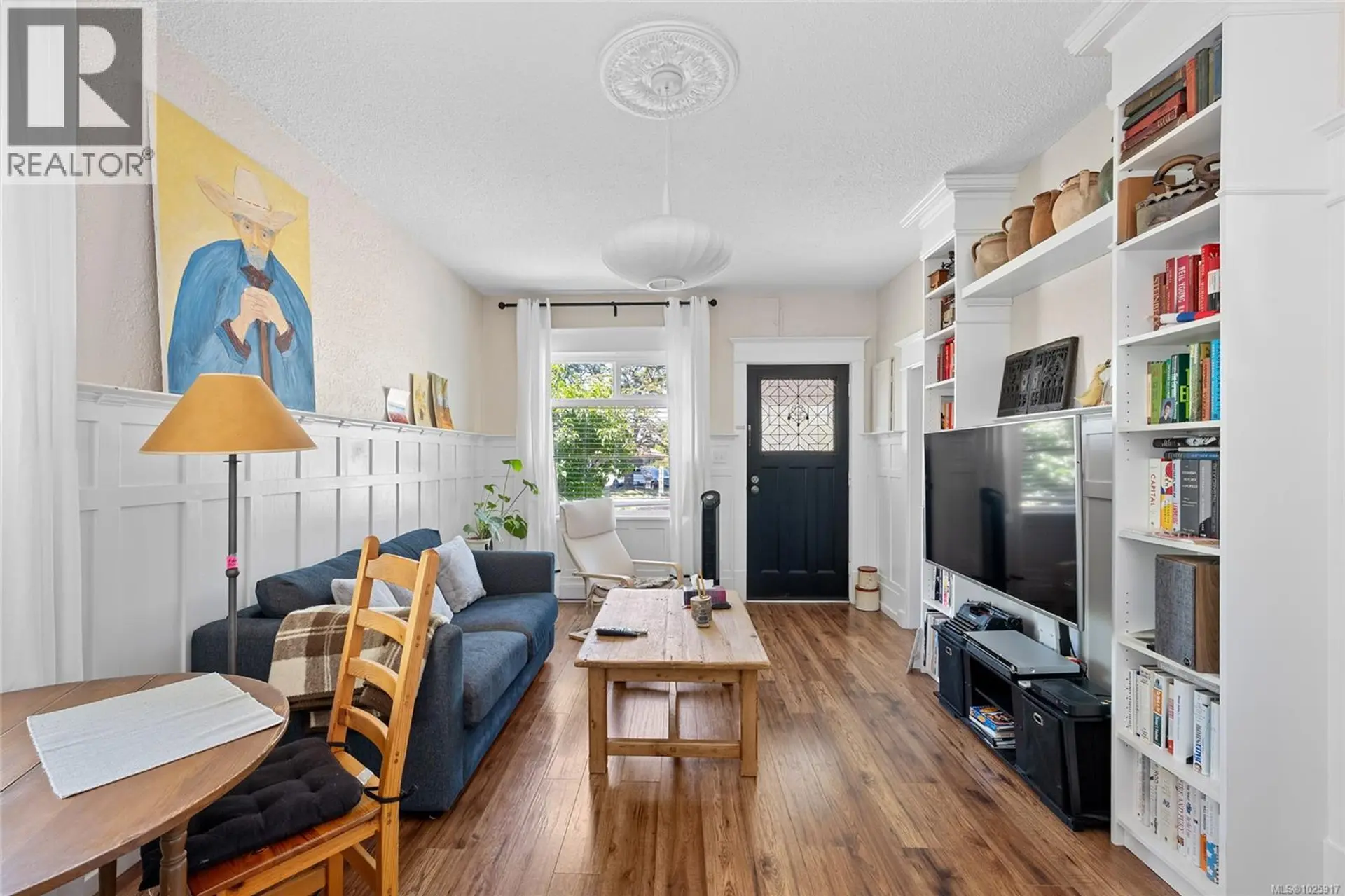 Property at 3033 CEDAR HILL RD, Victoria, BC