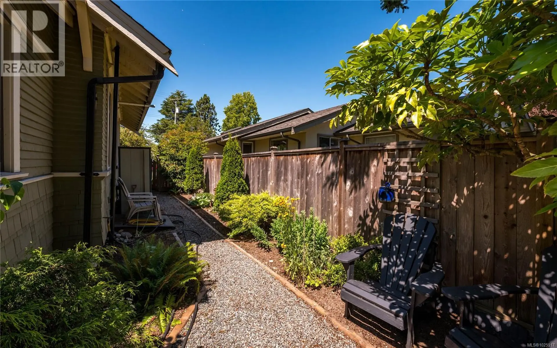 Property at 3033 CEDAR HILL RD, Victoria, BC