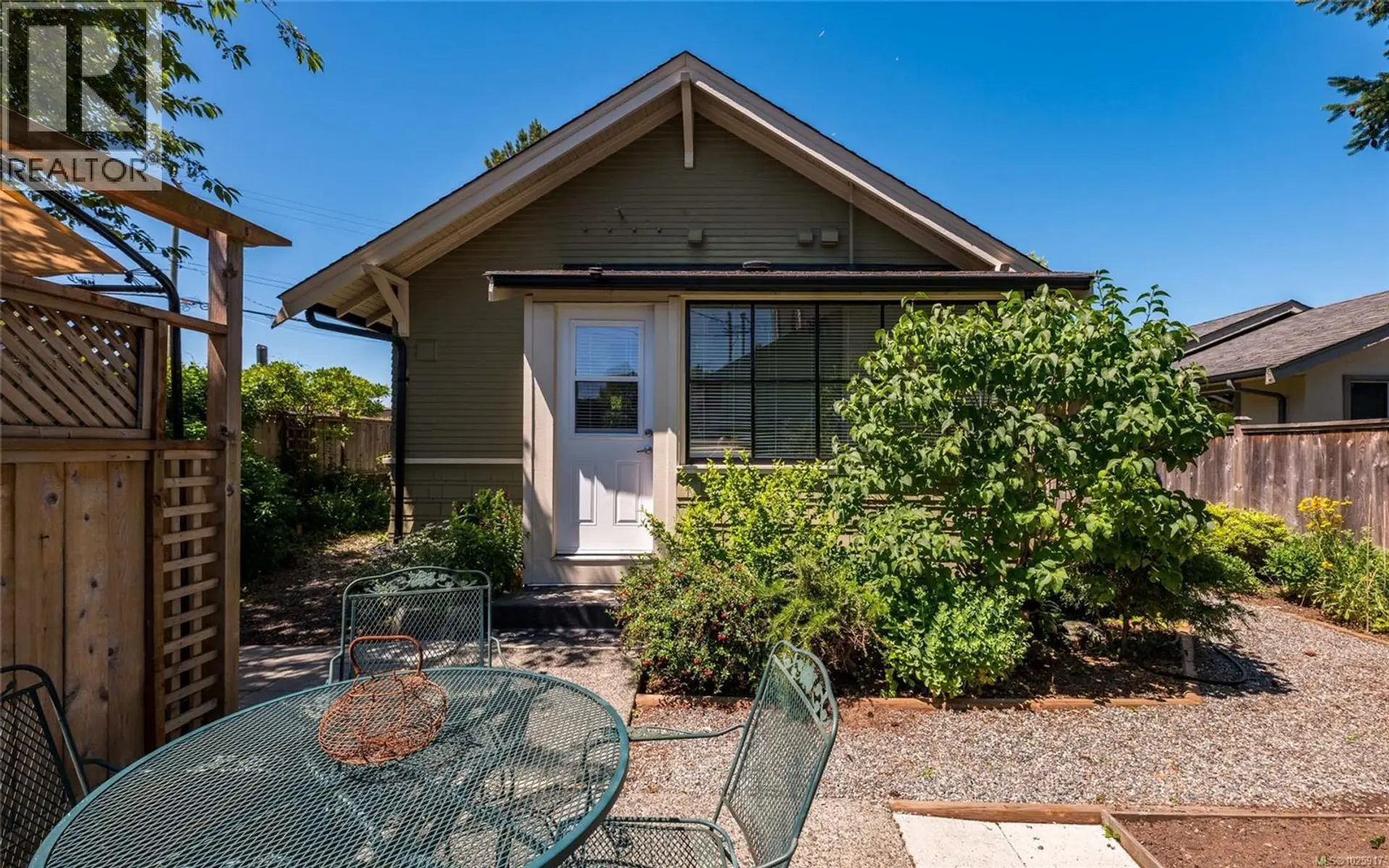 Property at 3033 CEDAR HILL RD, Victoria, BC