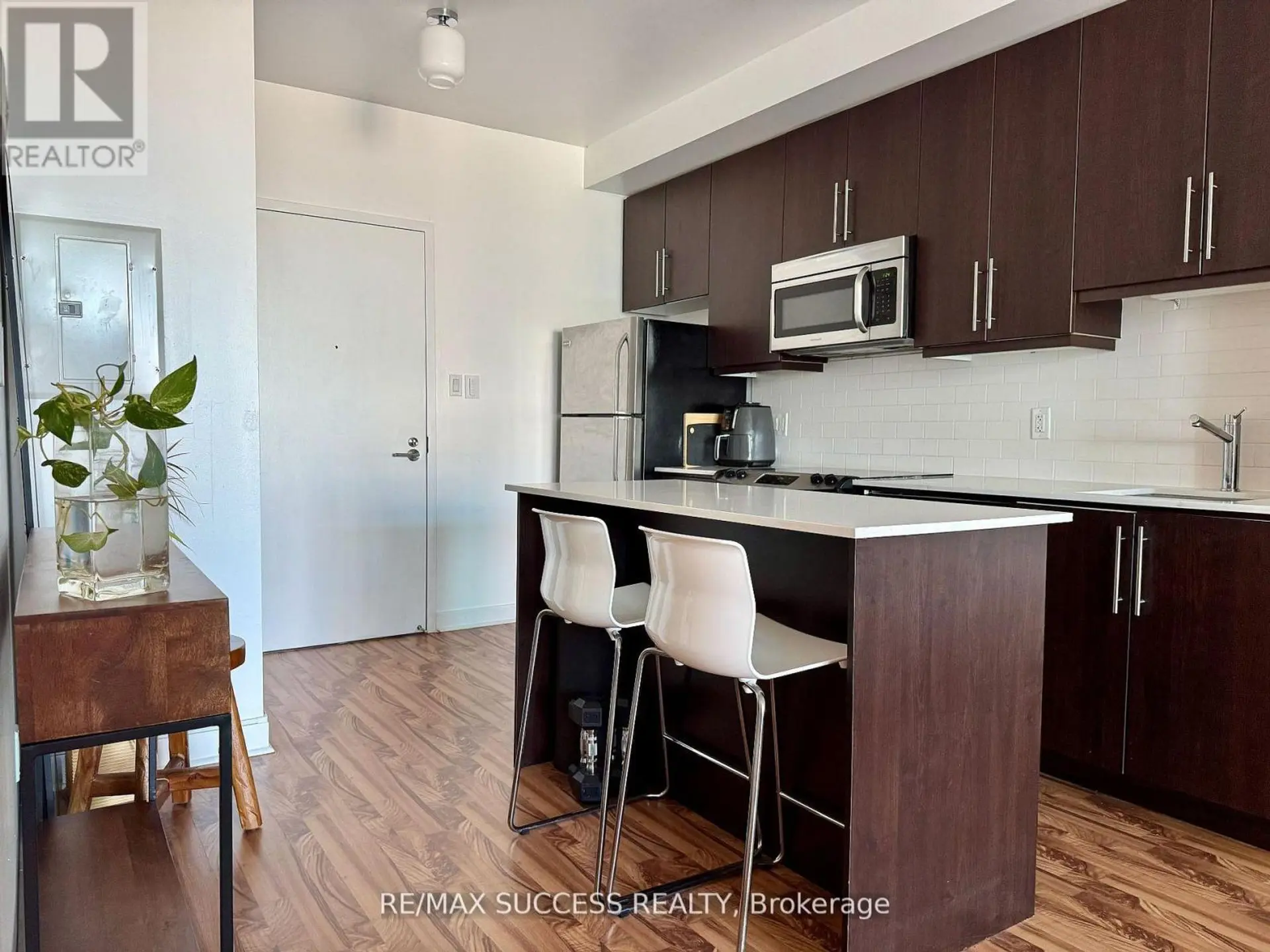 #1605 1171 QUEEN STREET W - Image 10