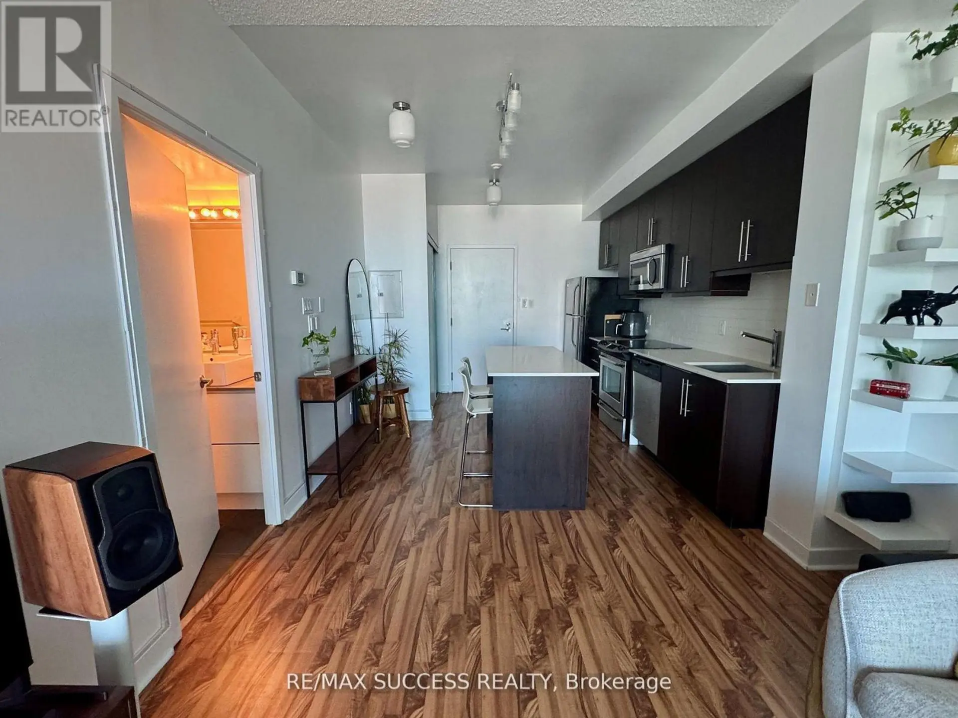 #1605 1171 QUEEN STREET W - Image 12