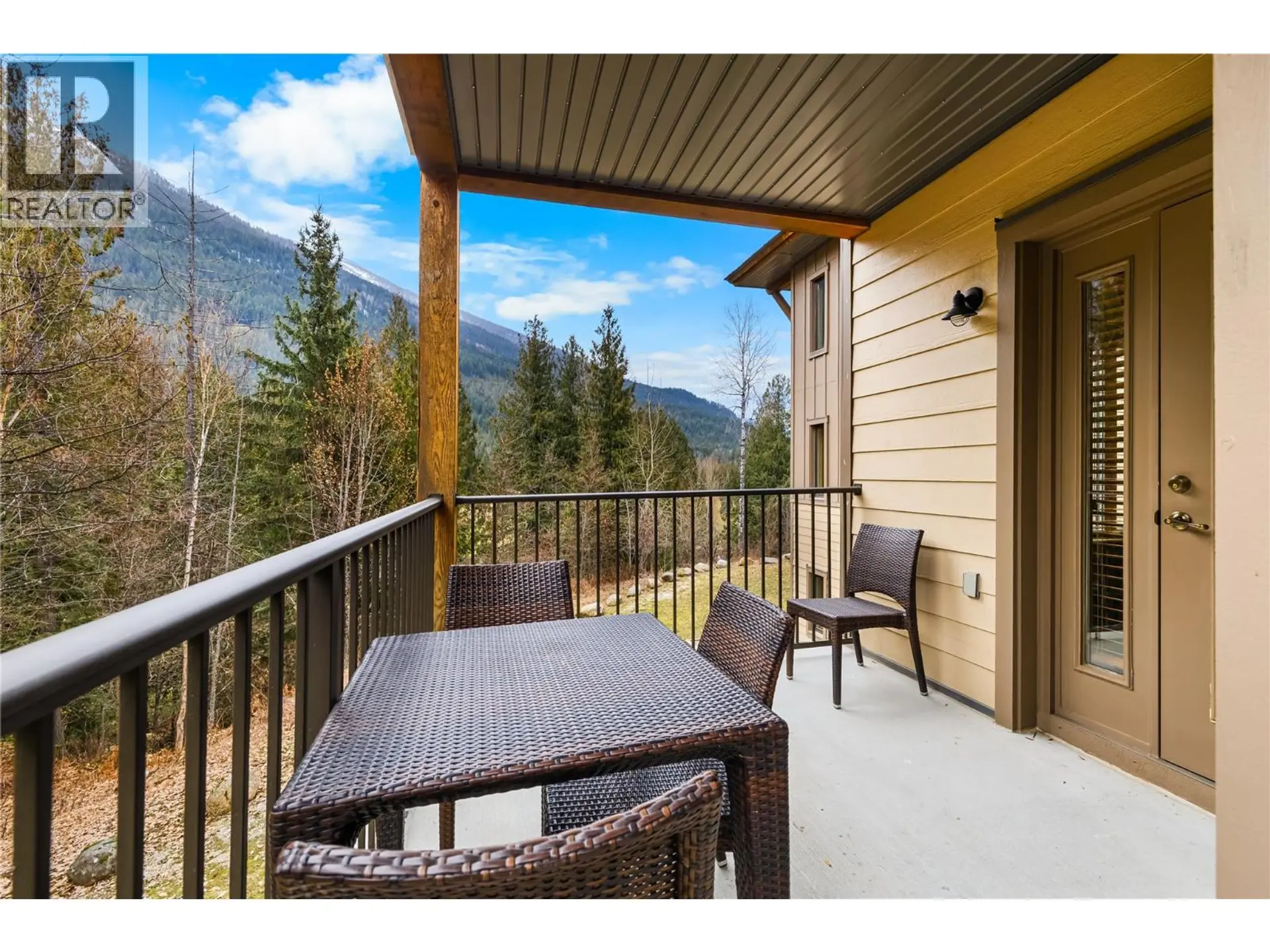 Property at 16310 WOOLGAR ROAD UNIT# 1/4 SHARE OF 220, Crawford Bay, BC