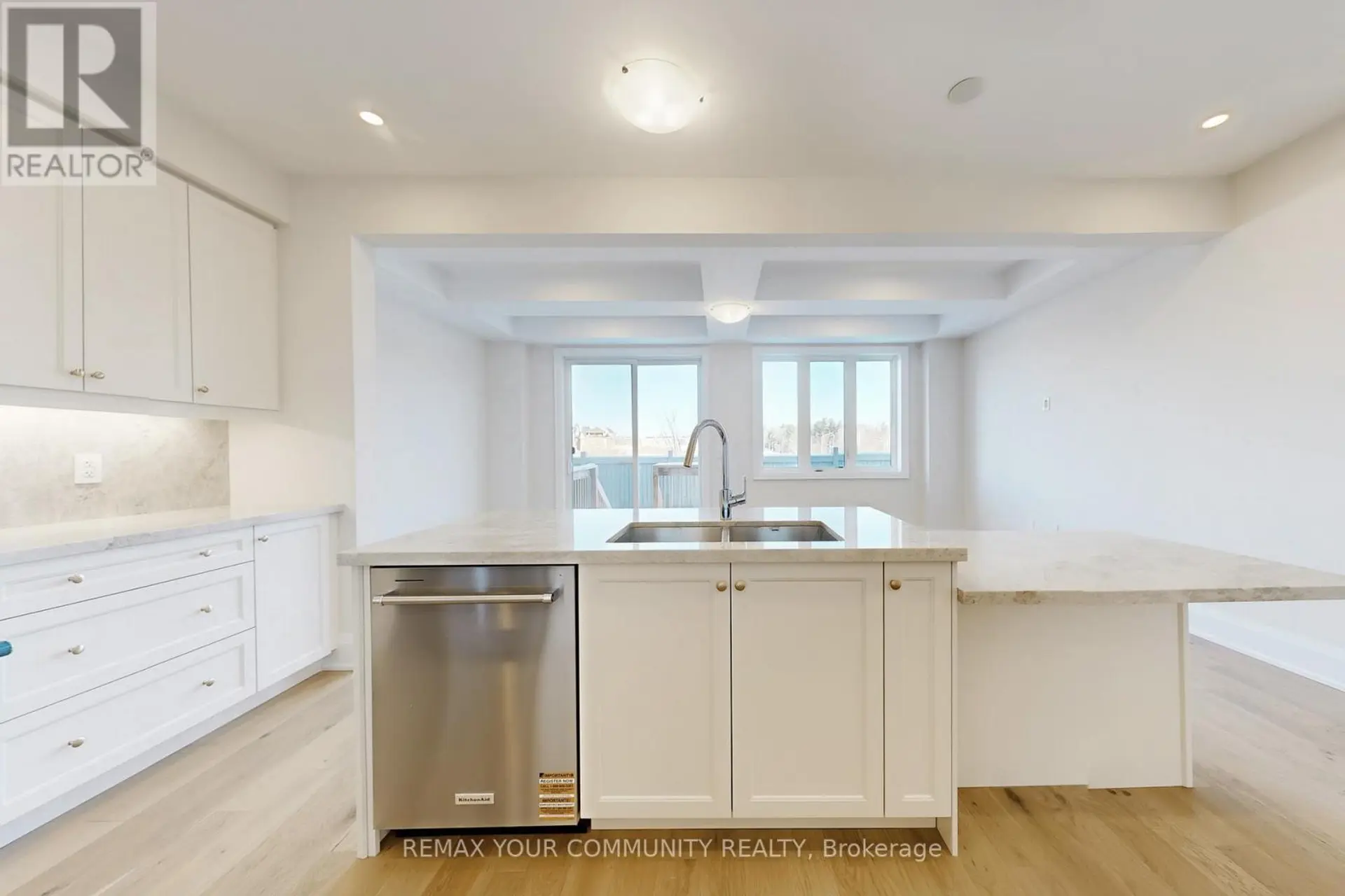44 SCHMELTZER CRESCENT - Image 5
