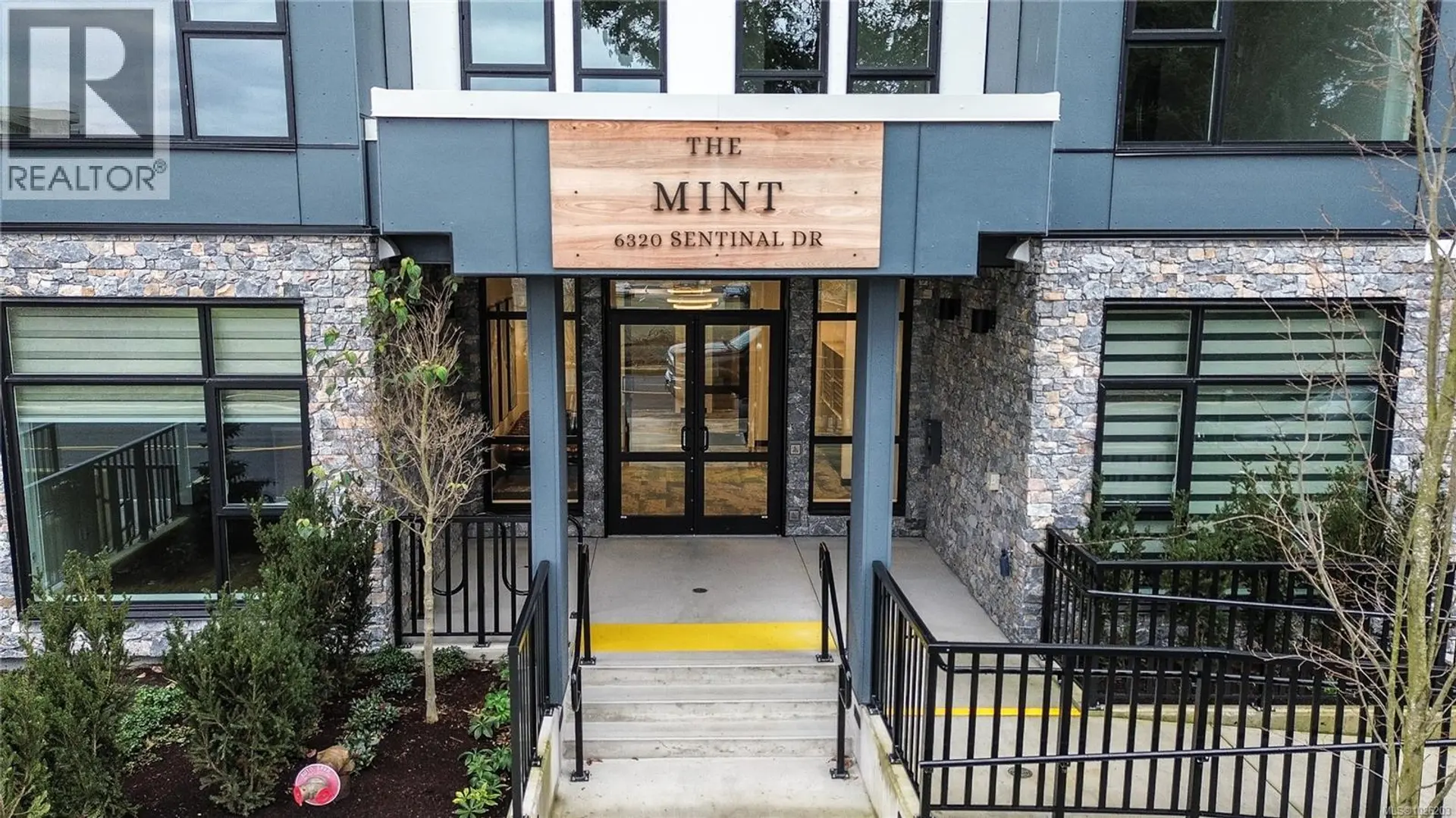 Property at #602 6320 SENTINAL DR, Nanaimo, BC