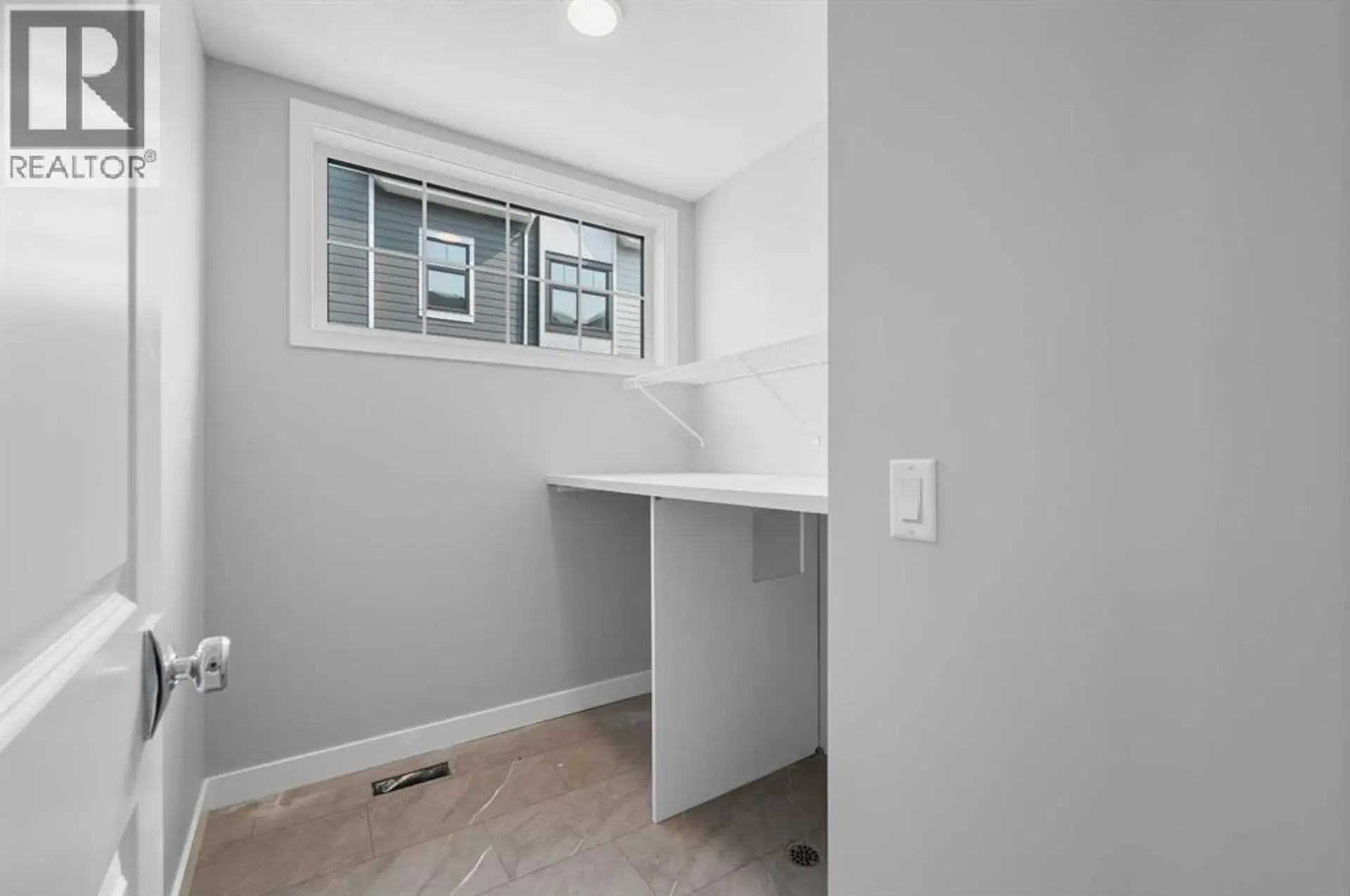 607 MAHOGANY ROAD SE - Image 6