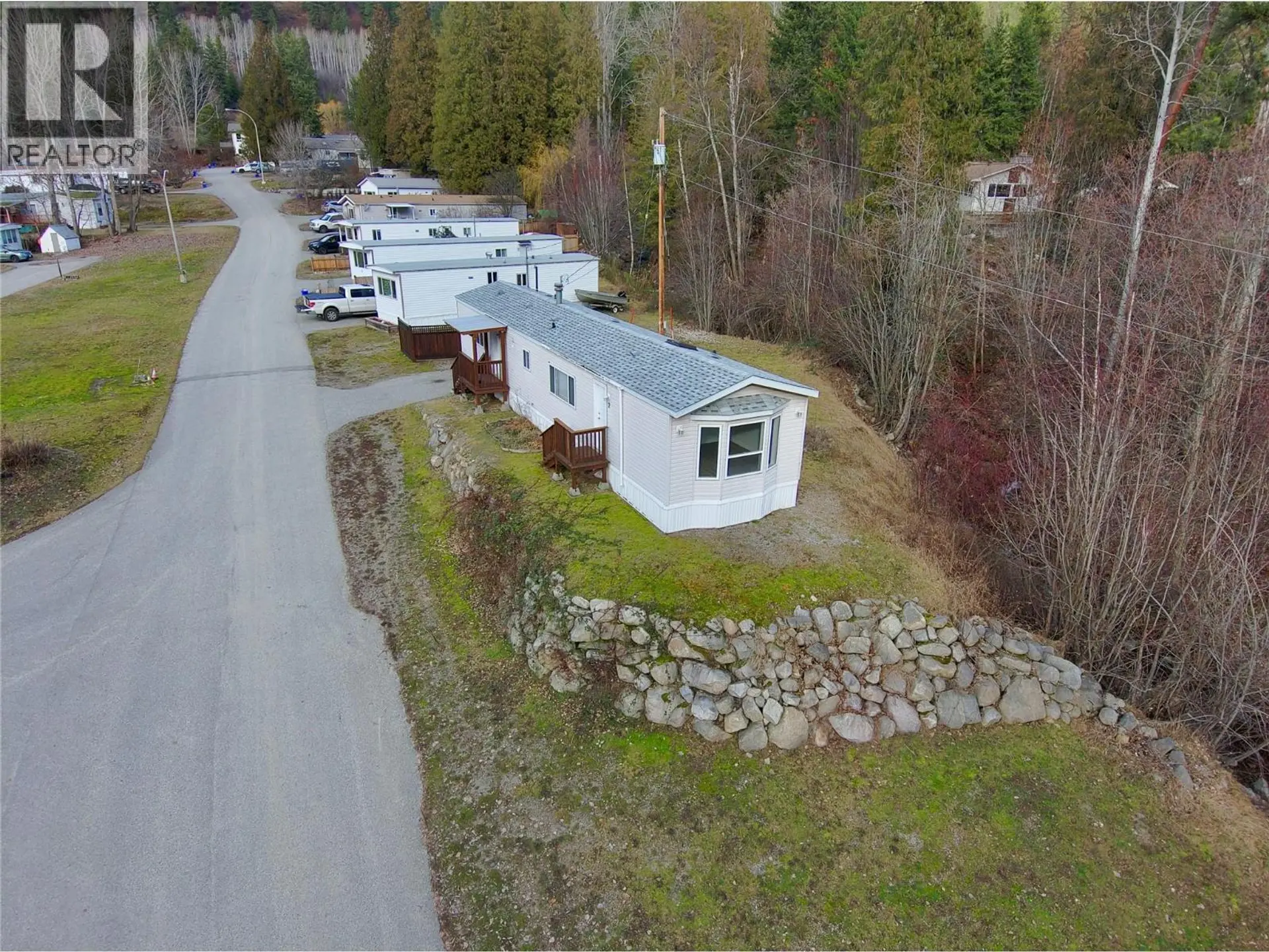 Property at #2 4029 Broadwater Road, Robson, BC