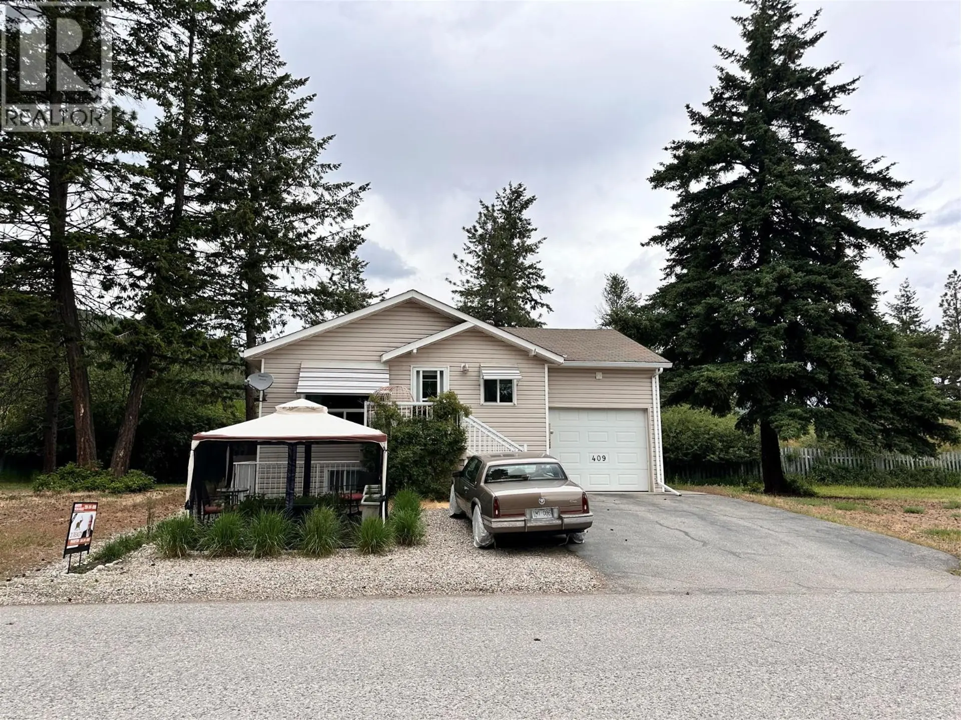 Property at 409 Hummingbird Avenue, Vernon, BC