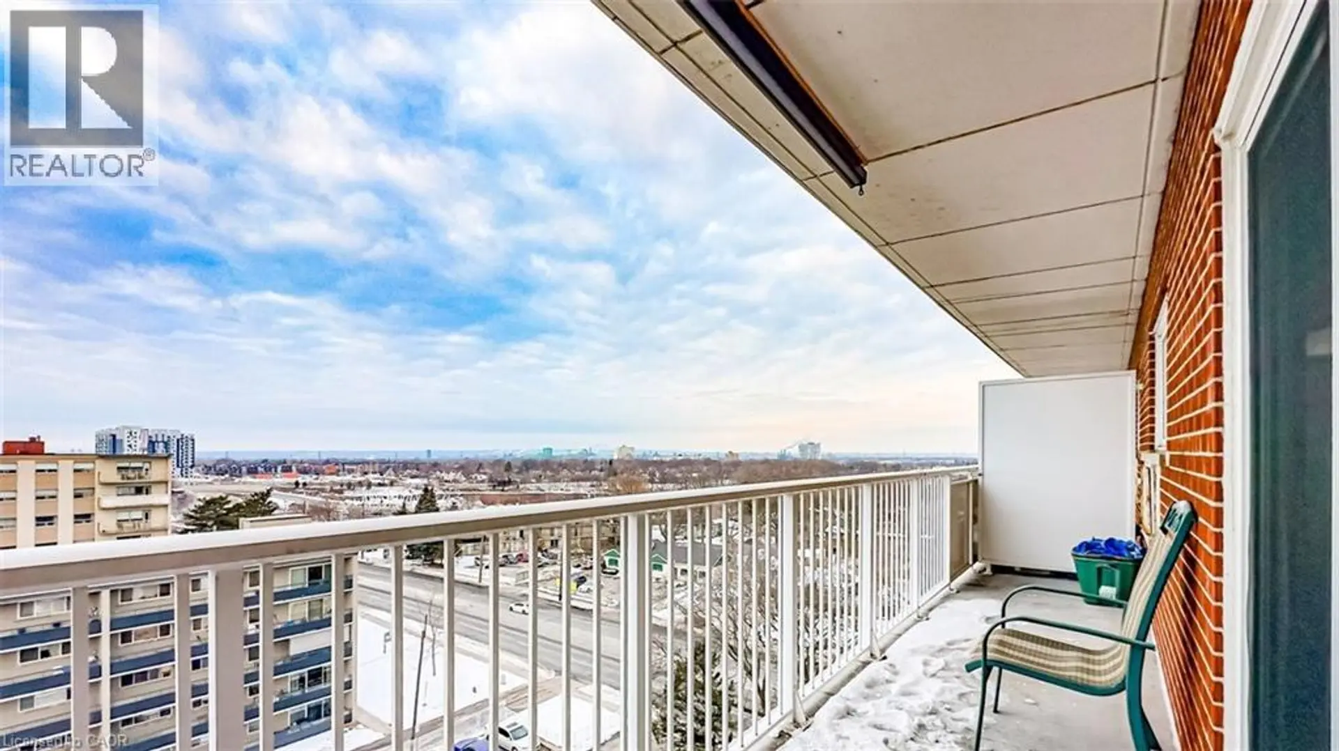 #808 8 WOODMAN DRIVE S - Image 17