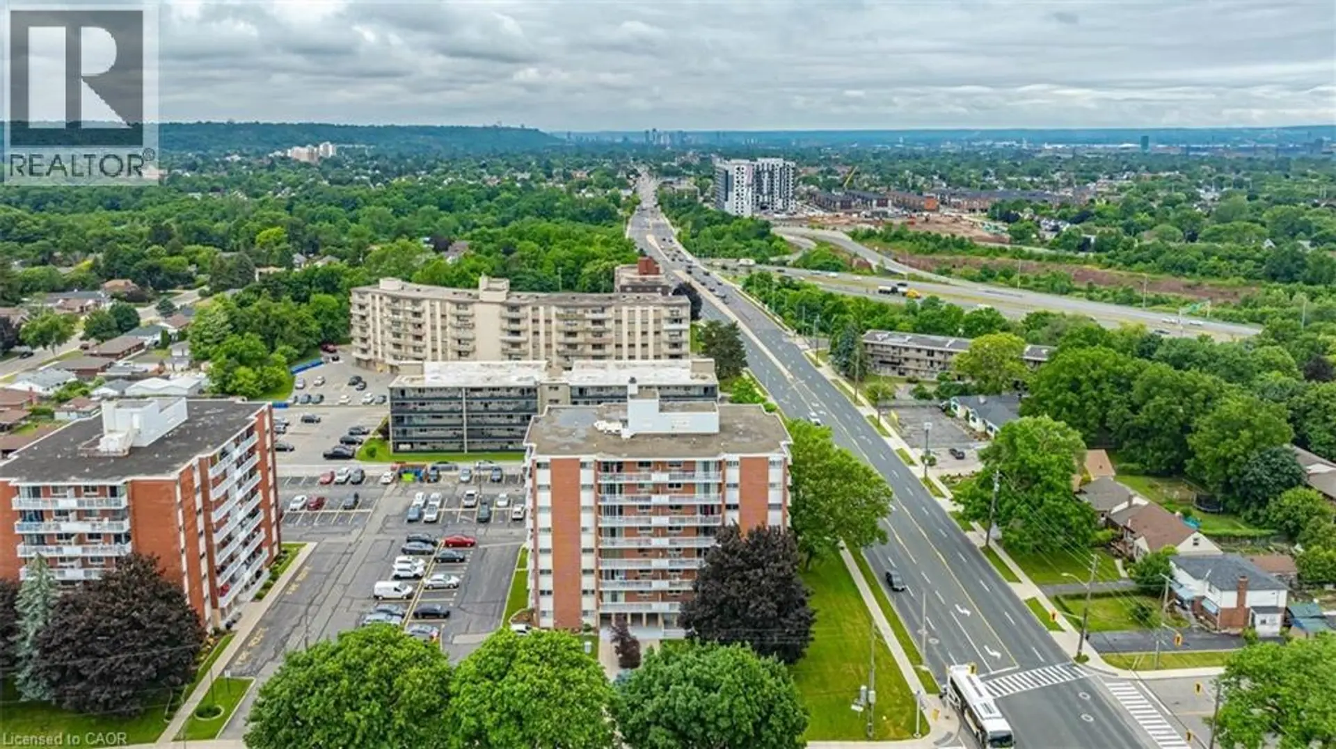 #808 8 WOODMAN DRIVE S - Image 19