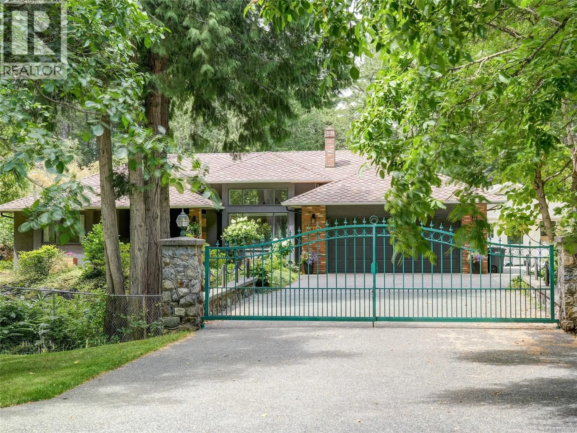 Property at 4860 Excelsior Rd, Saanich, BC
