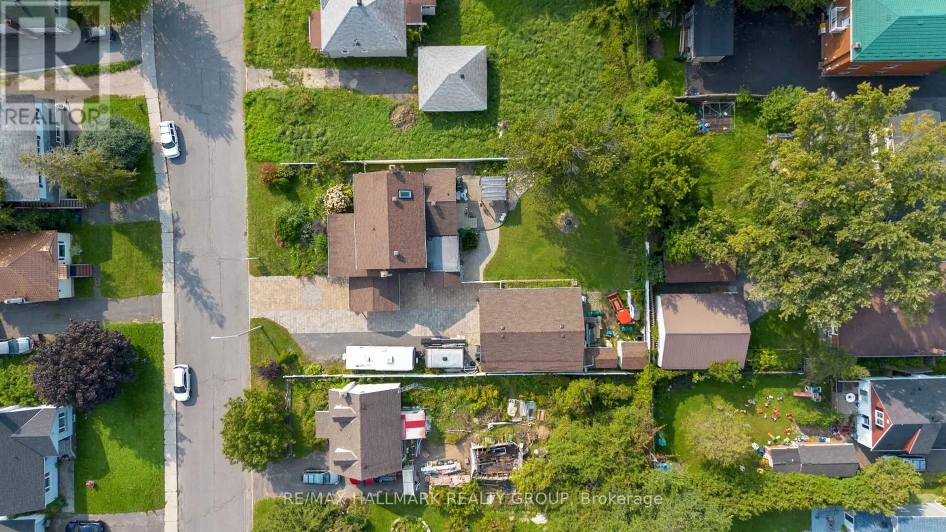 431 BLAKE BOULEVARD - Image 3