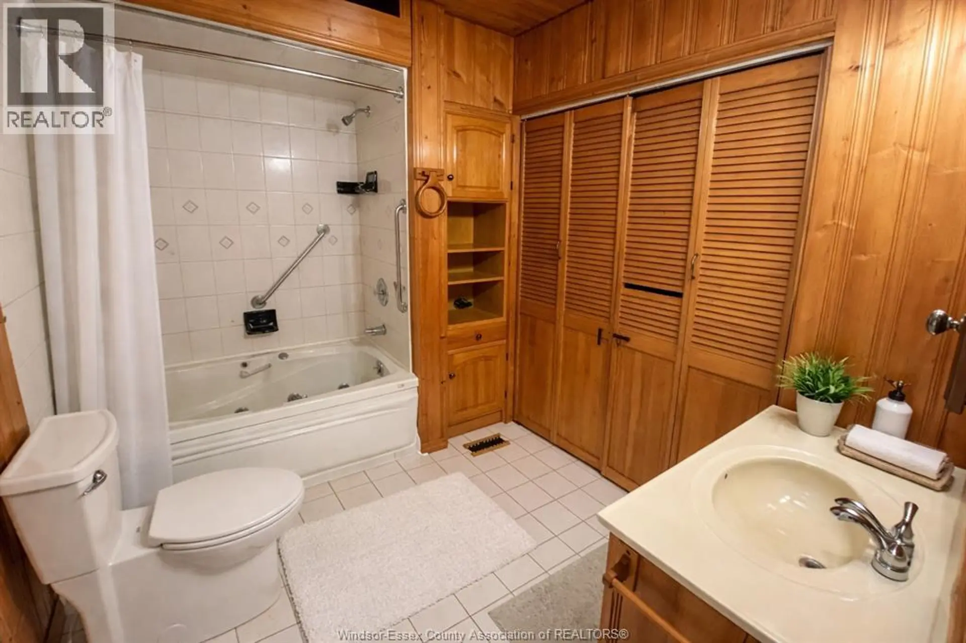772 CHARLOTTE STREET - Image 6