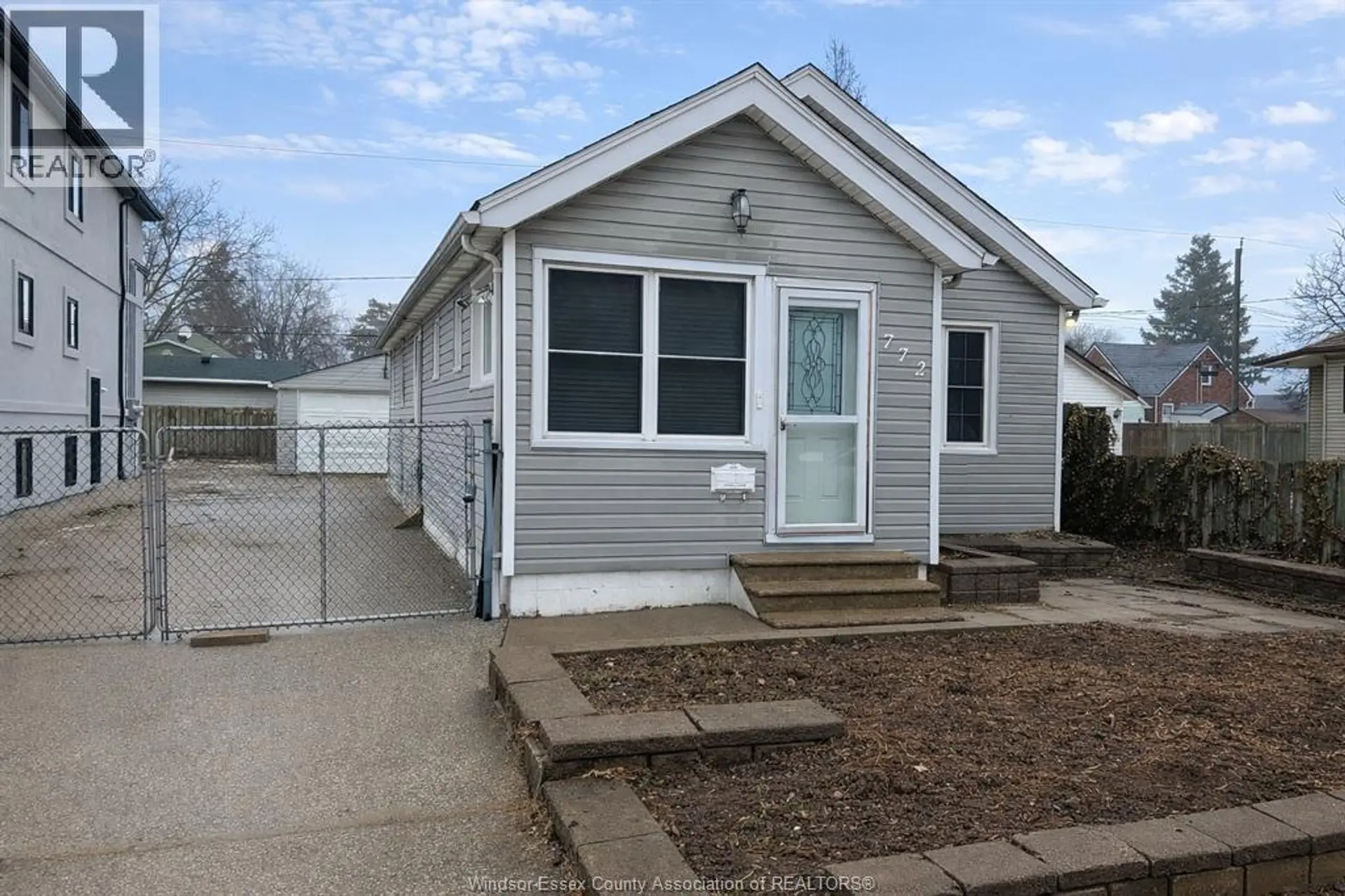 772 CHARLOTTE STREET - Image 1