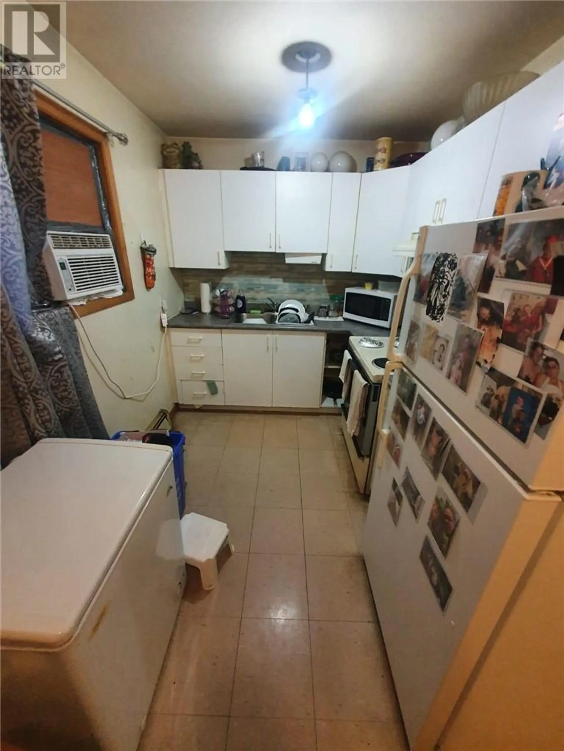 332 BURTON AVENUE - Image 5