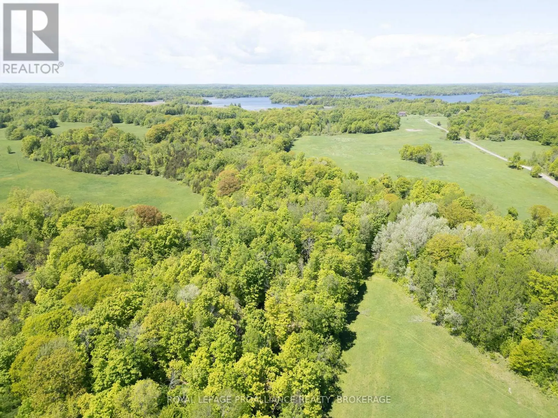 1122 GANANOQUE LAKE ROAD - Image 10