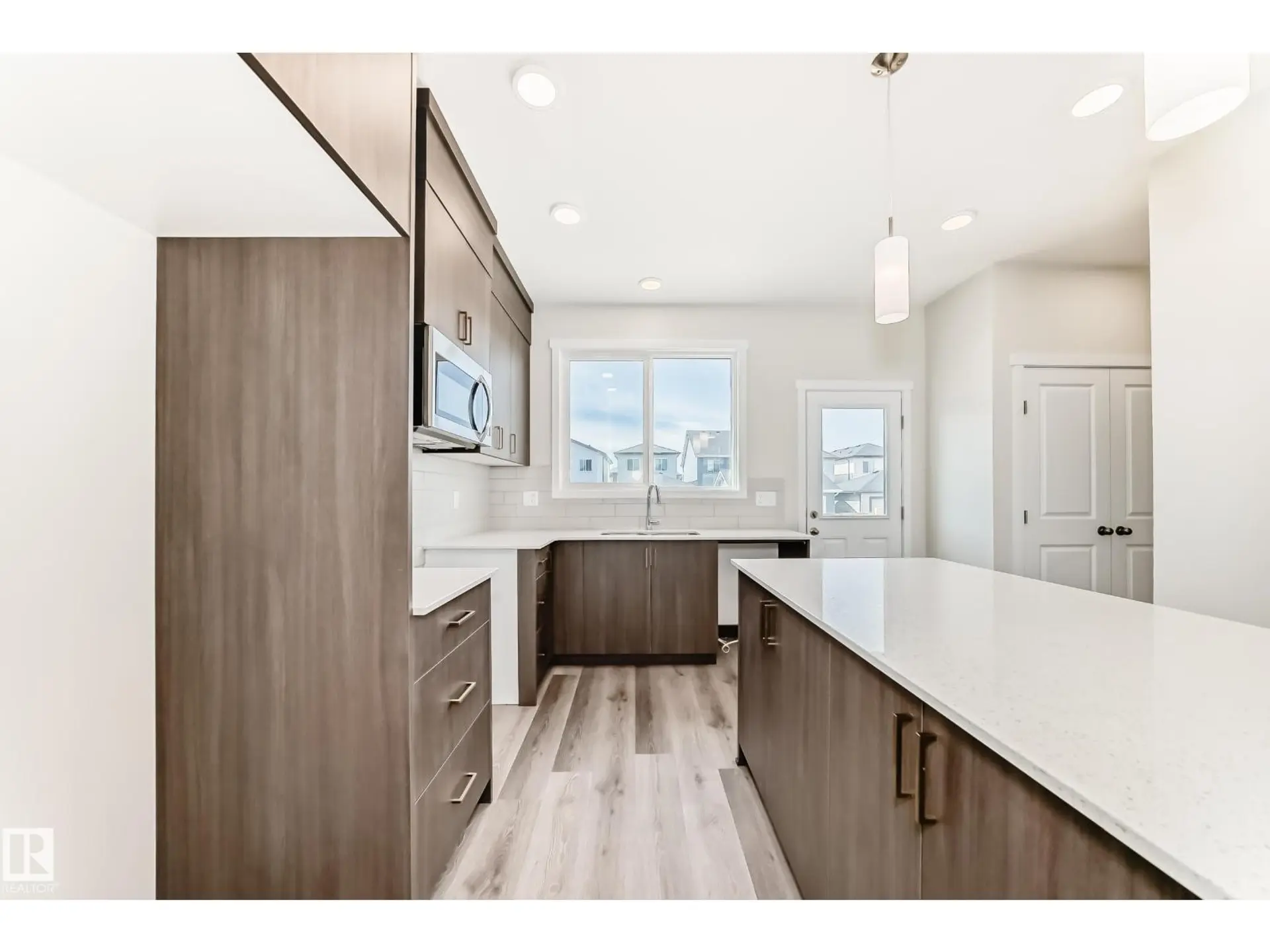 17548 63 ST NW - Image 11