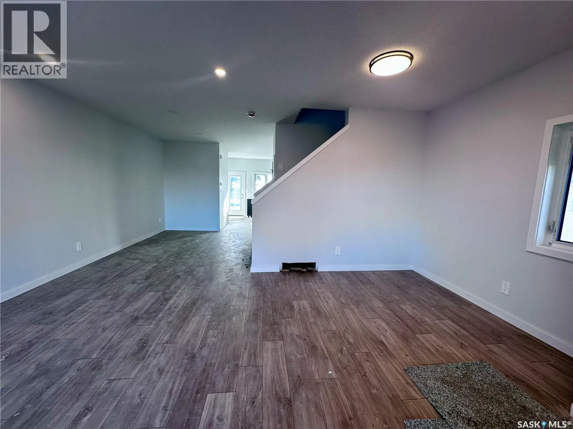 1123 Camden GARDENS - Image 4