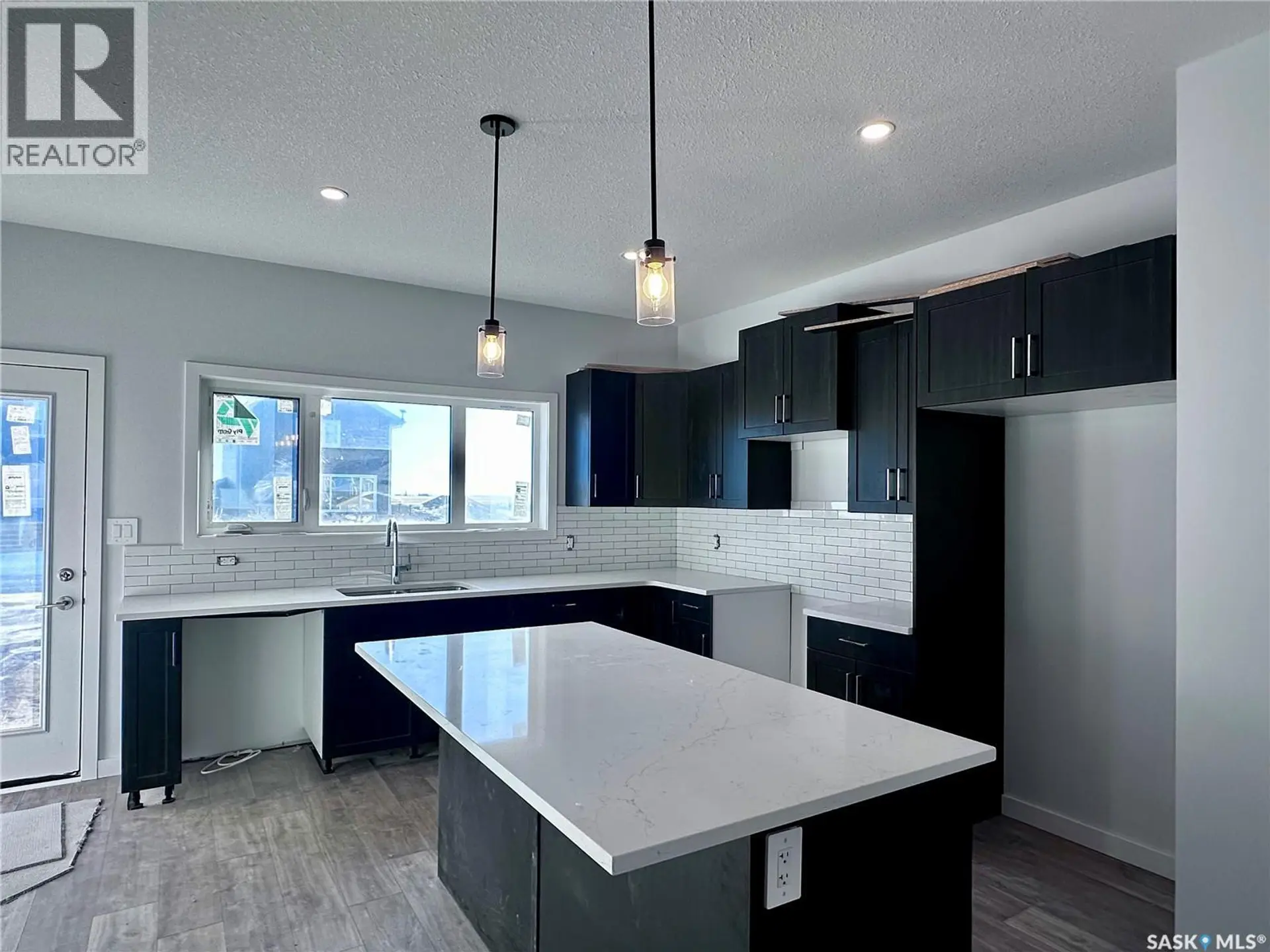1123 Camden GARDENS - Image 5
