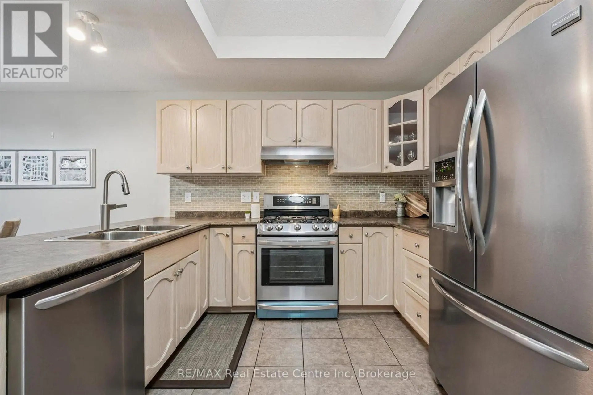 21 WIDEMAN BOULEVARD - Image 5