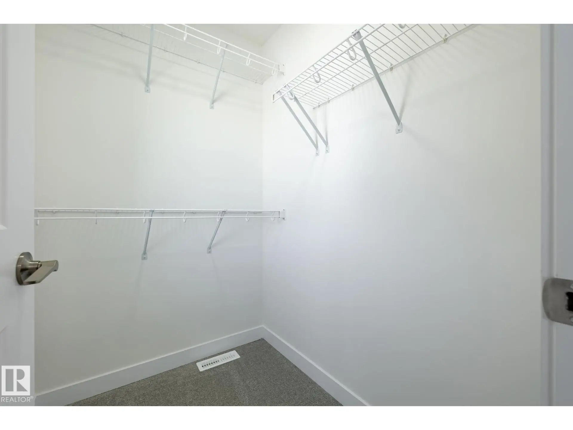 1531 211 ST NW - Image 14