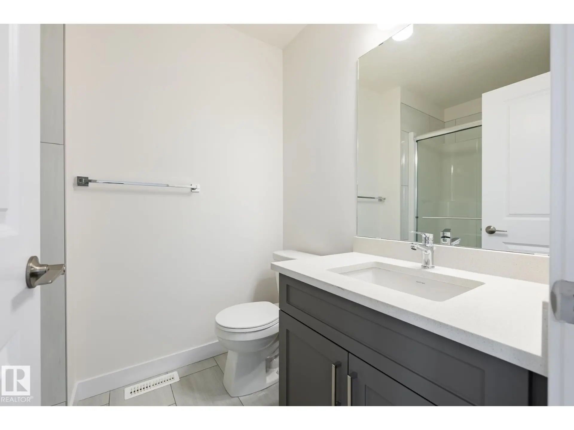 1531 211 ST NW - Image 15