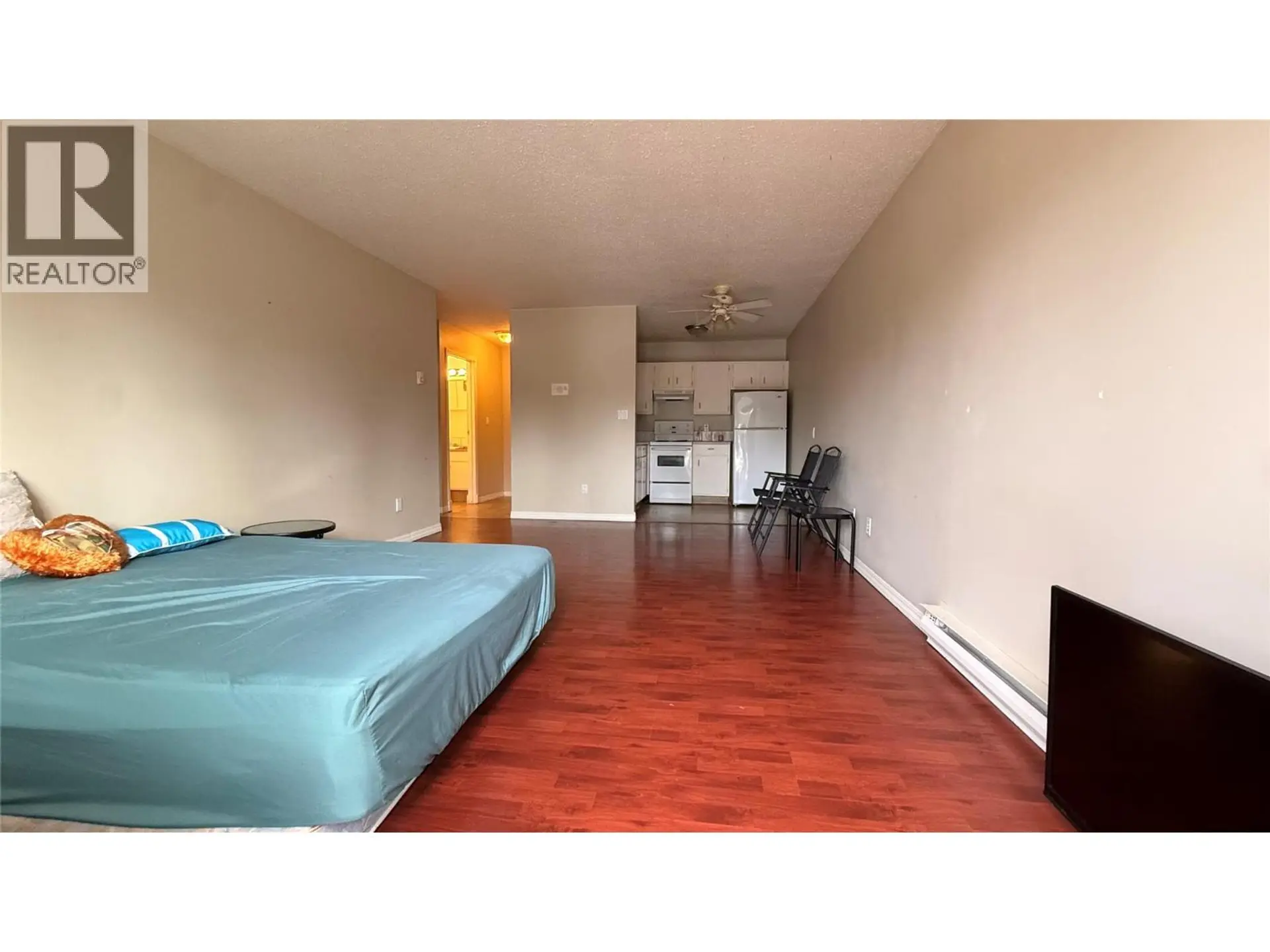 Property at #206 302 10TH AVENUE, Invermere, BC