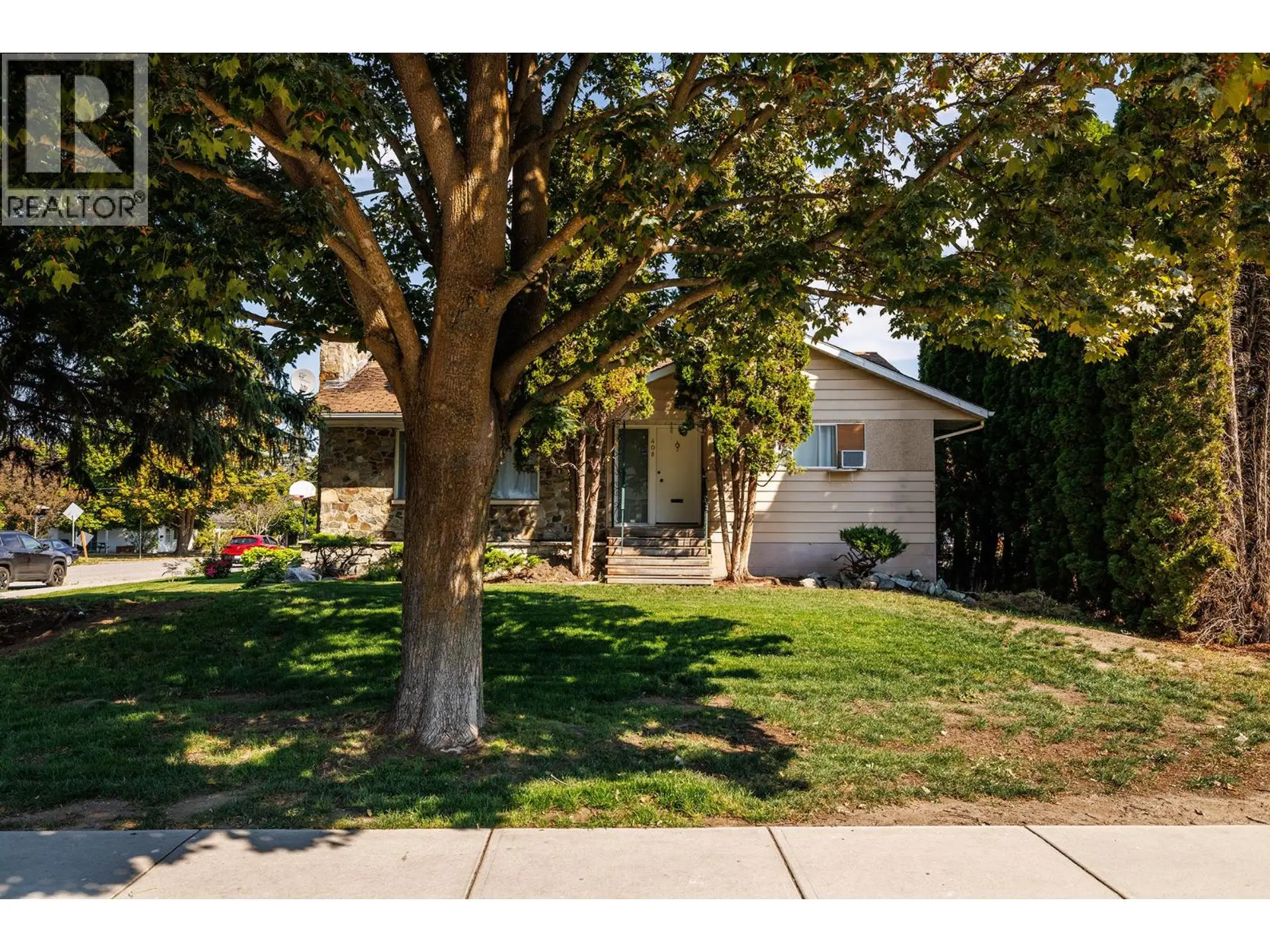 Property at 408 ROYAL AVENUE, Kelowna, BC