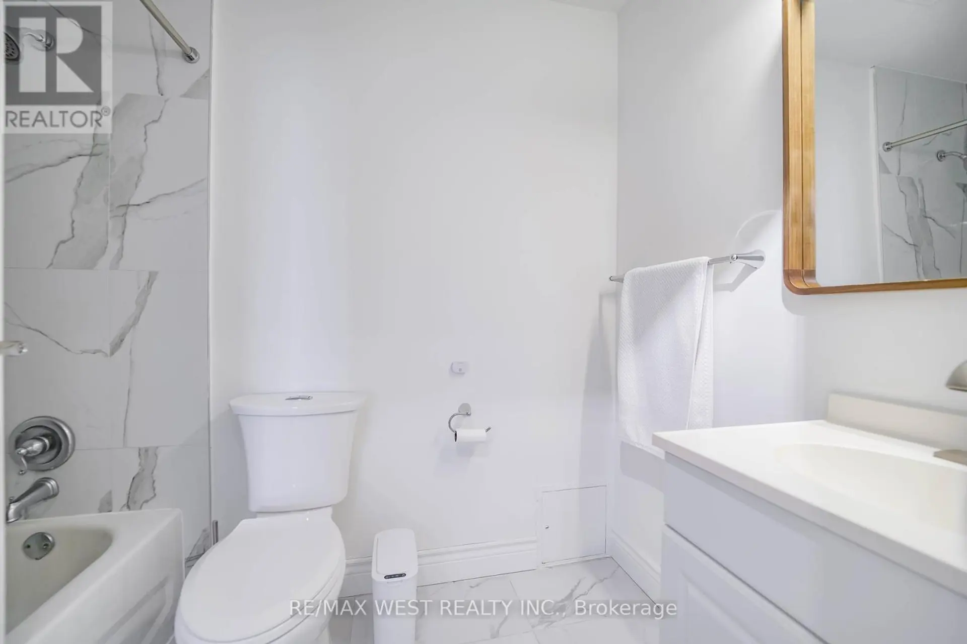 #PH10 234 ALBION ROAD - Image 6