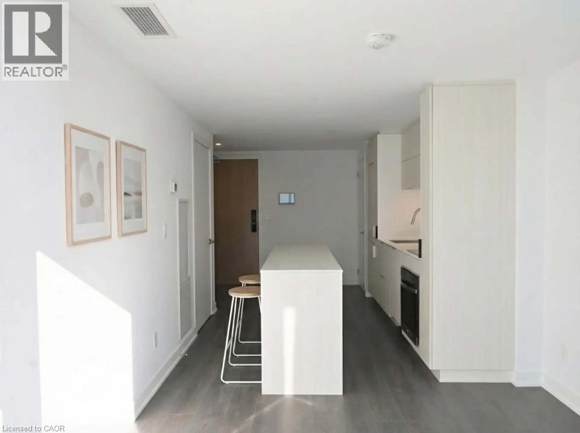 #2508 370 MARTHA STREET - Image 2