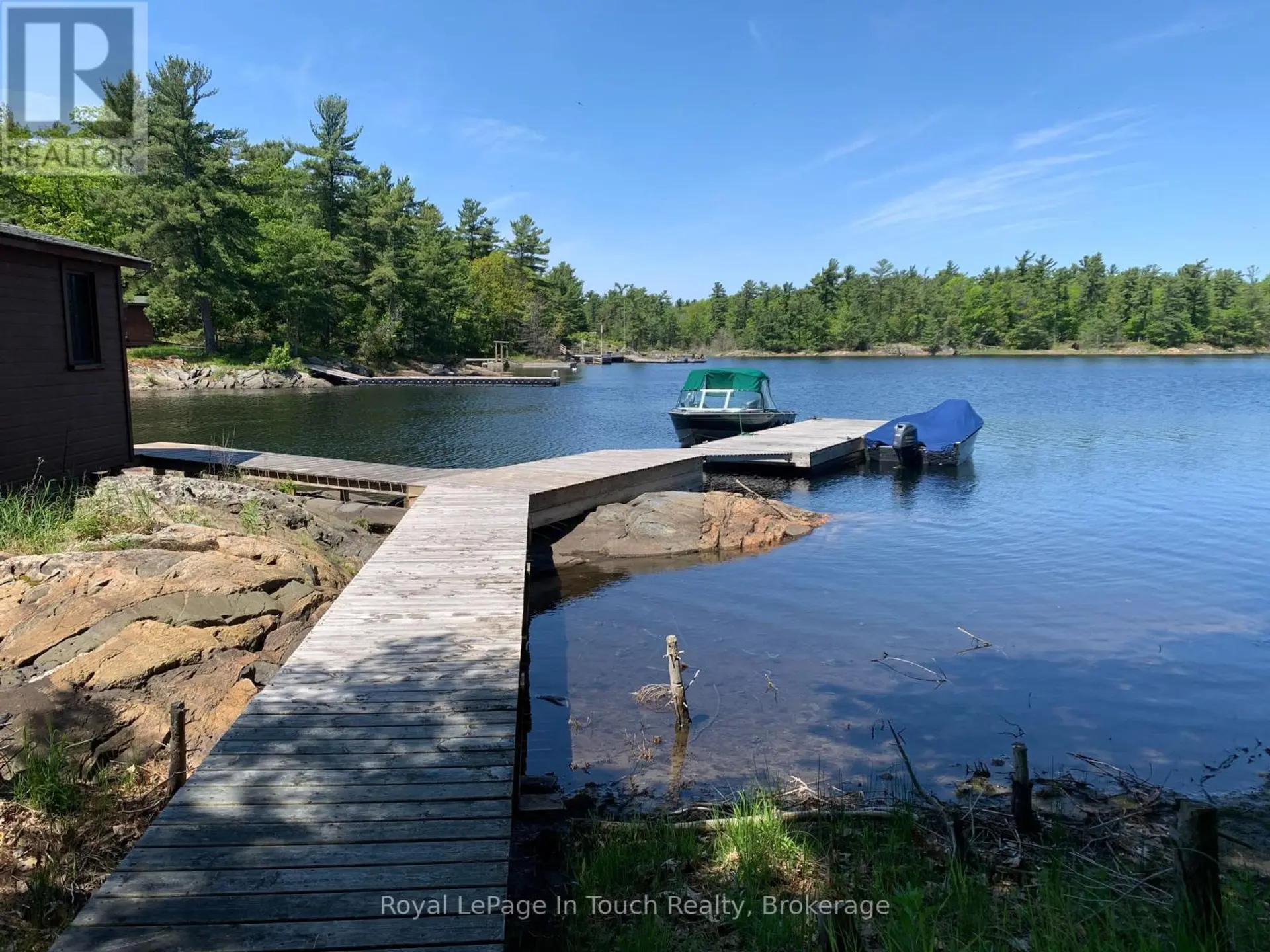ISLAND B262 ISLAND 262 - Image 12