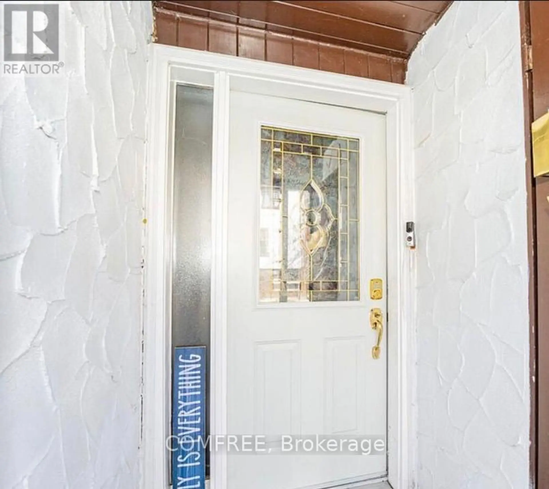 #11 4020 BRANDON GATE DRIVE - Image 2