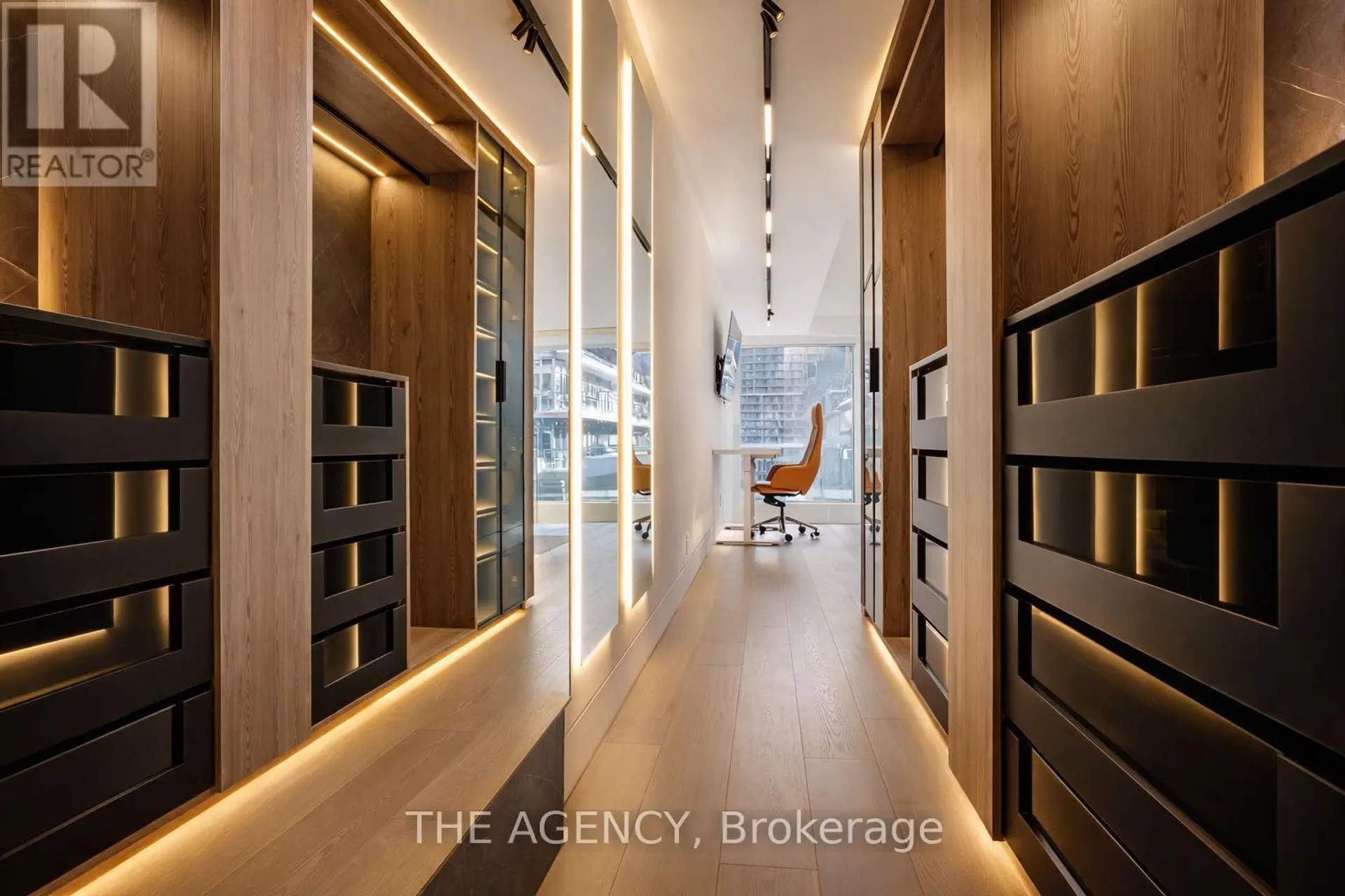 #704 75 PORTLAND STREET - Image 13