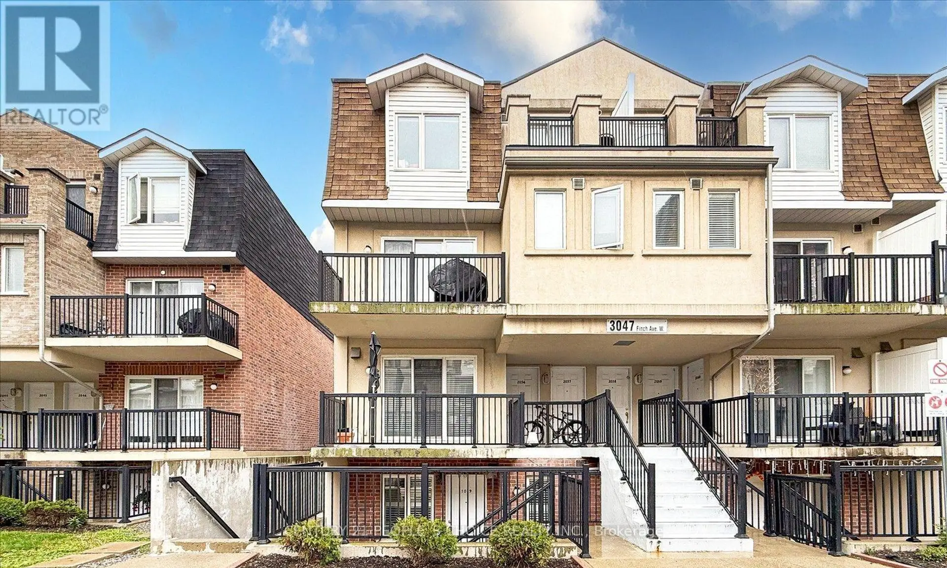 #2073 3047 FINCH AVENUE W - Image 1