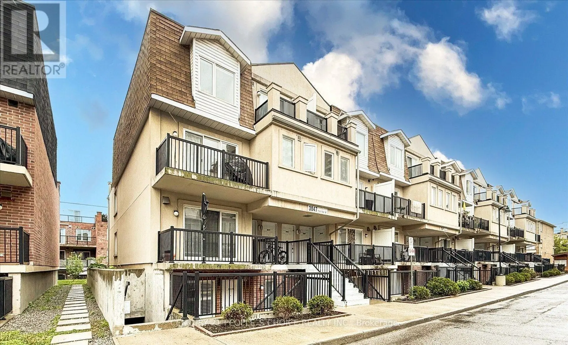 #2073 3047 FINCH AVENUE W - Image 2