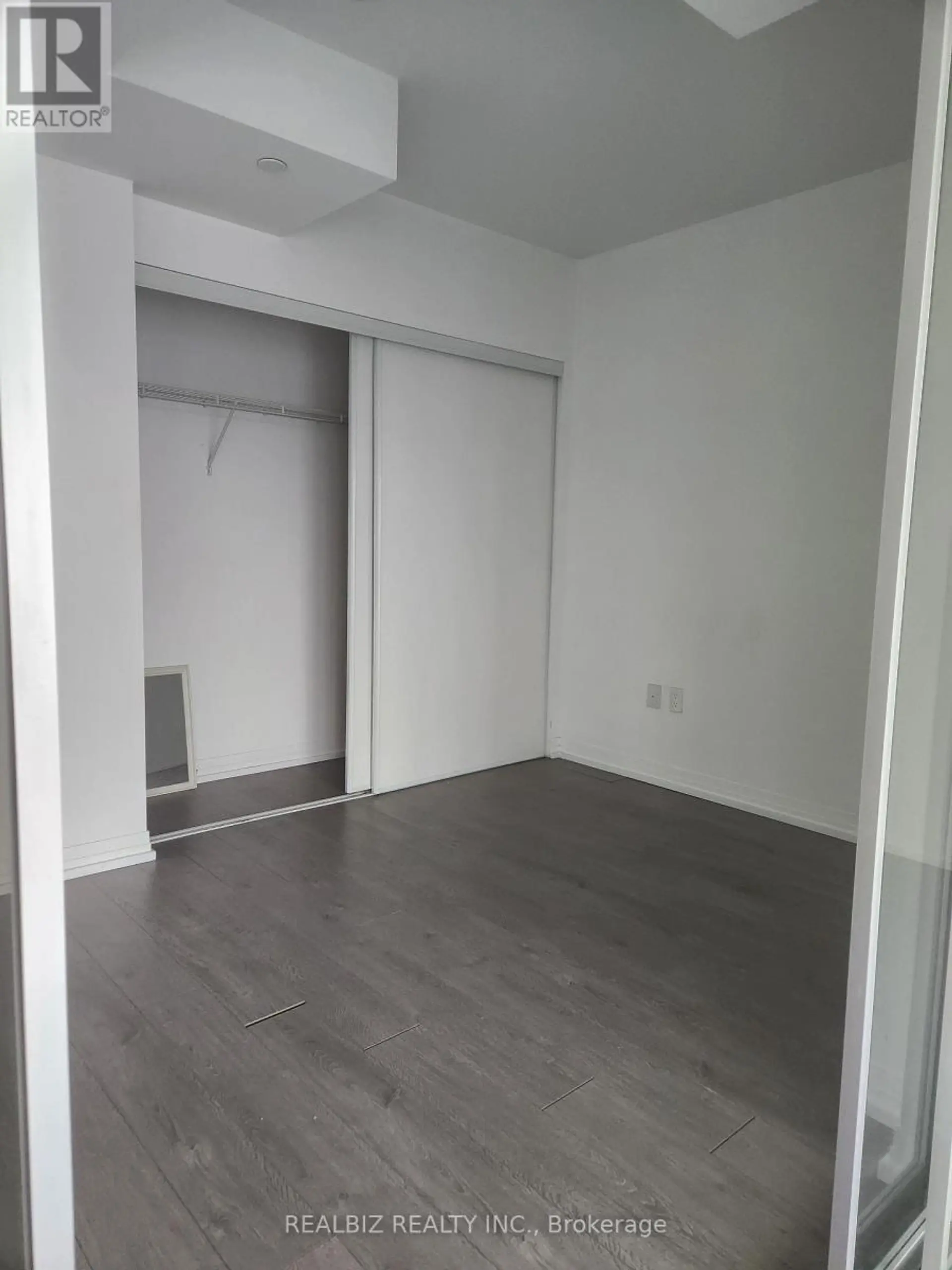 #2401 251 JARVIS STREET - Image 10