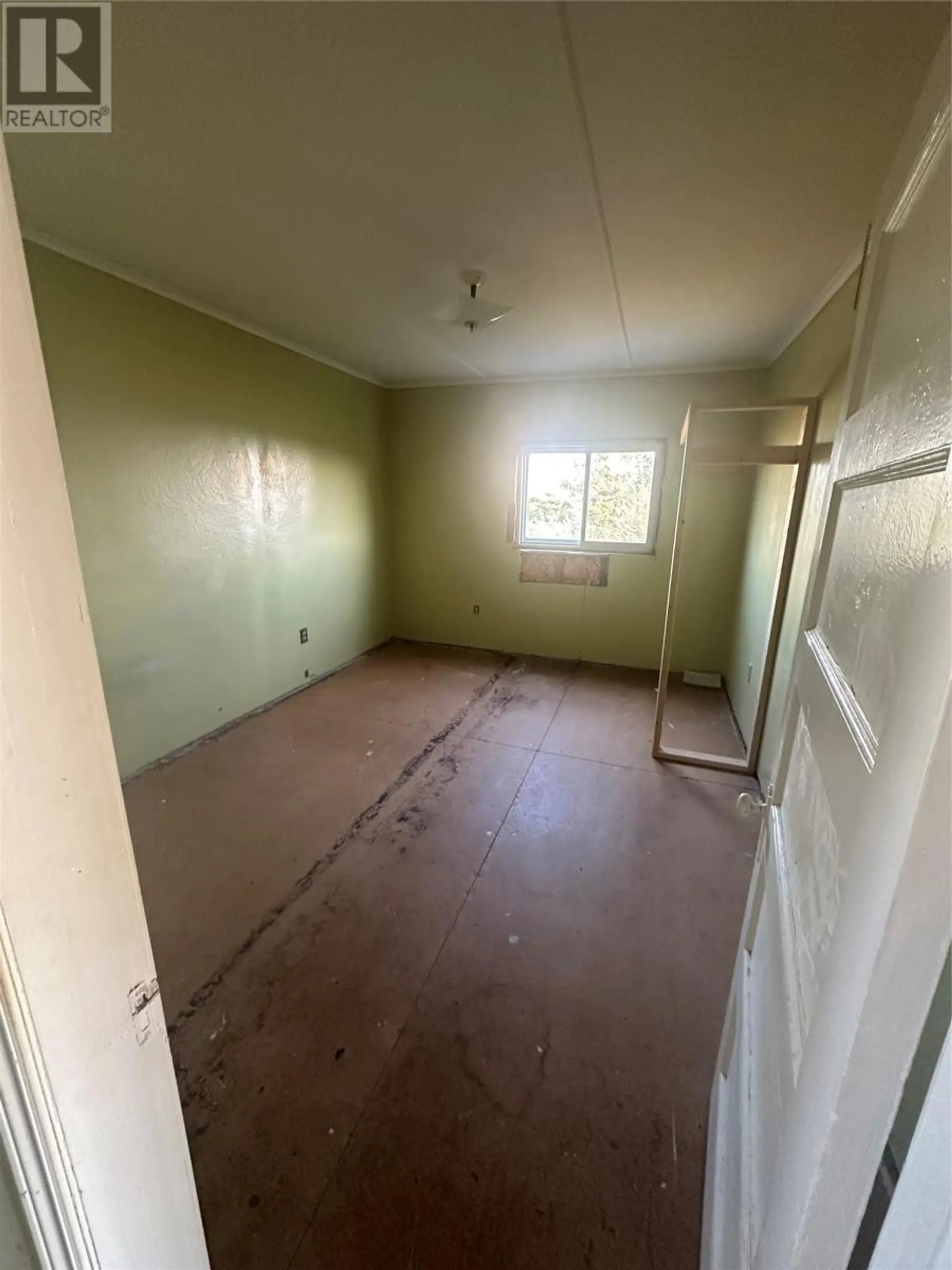 Property at 94 Memorial Street, Bell Island, NL