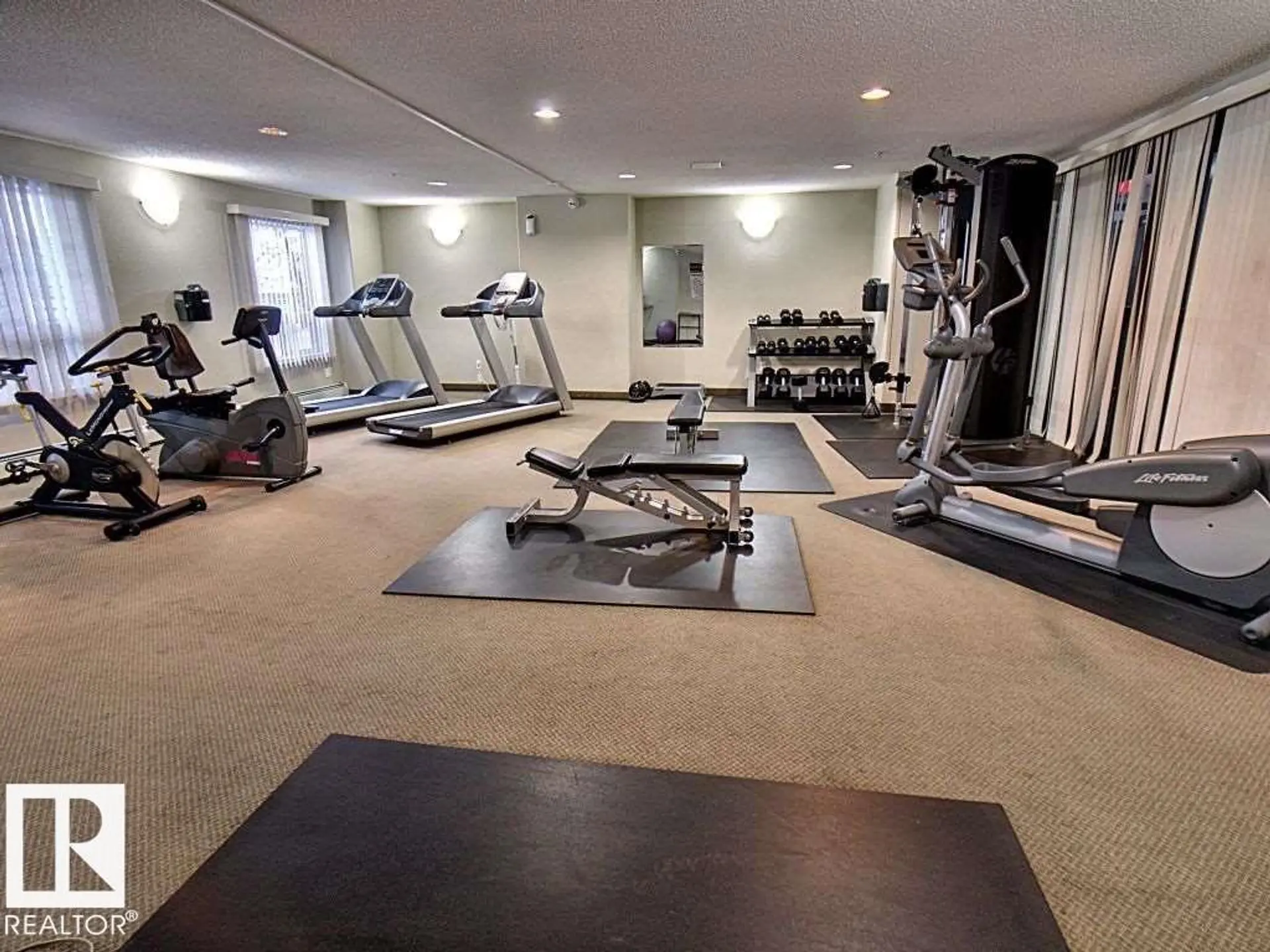 #2122 320 CLAREVIEW STATION DR NW - Image 11